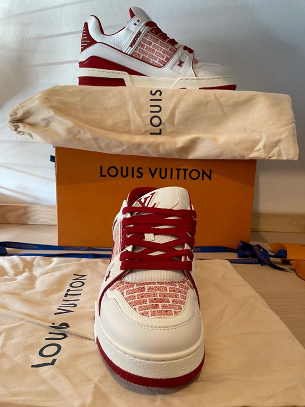 Louis Vuitton LV Trainer White Canvas Size US 8 / EU 41 - 9 Thumbnail
