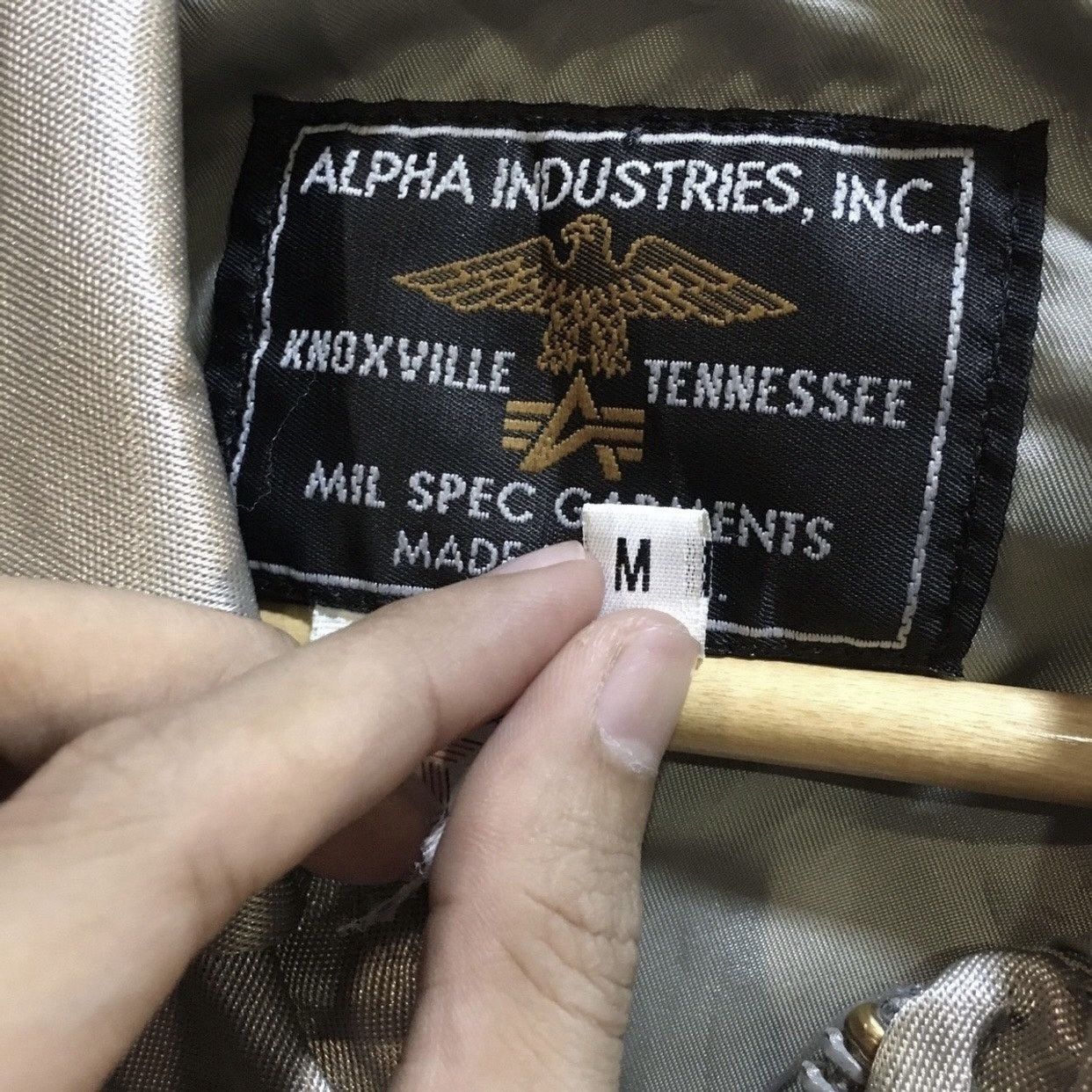 Alpha Industries Vintage 90s Alpha Industries Silver Nylon MA-1 Bomber Jacket Size US M / EU 48-50 / 2 - 6 Thumbnail