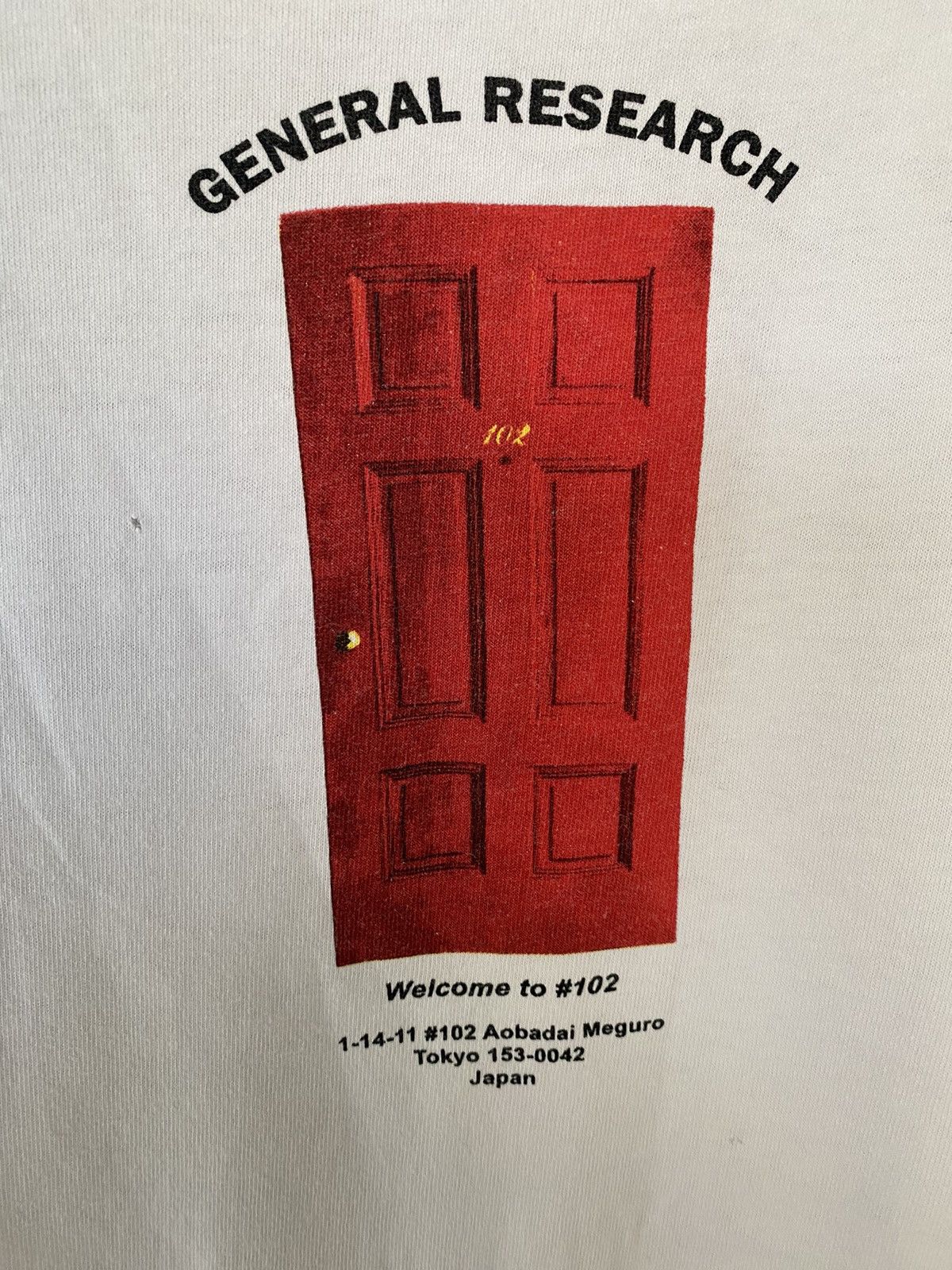 General Research 1999 iconic Red door General research store Size US M / EU 48-50 / 2 - 5 Thumbnail