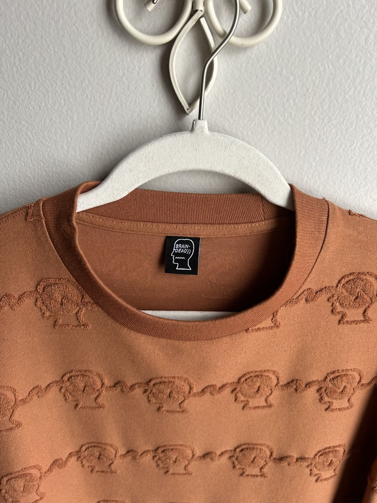 Brain Dead Brain Dead Textured Logo Tee Size US XL / EU 56 / 4 - 2 Thumbnail