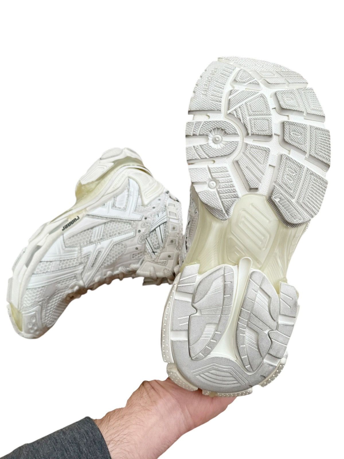 Balenciaga White High Top Mid Runner Size US 7 / EU 40 - 7 Thumbnail