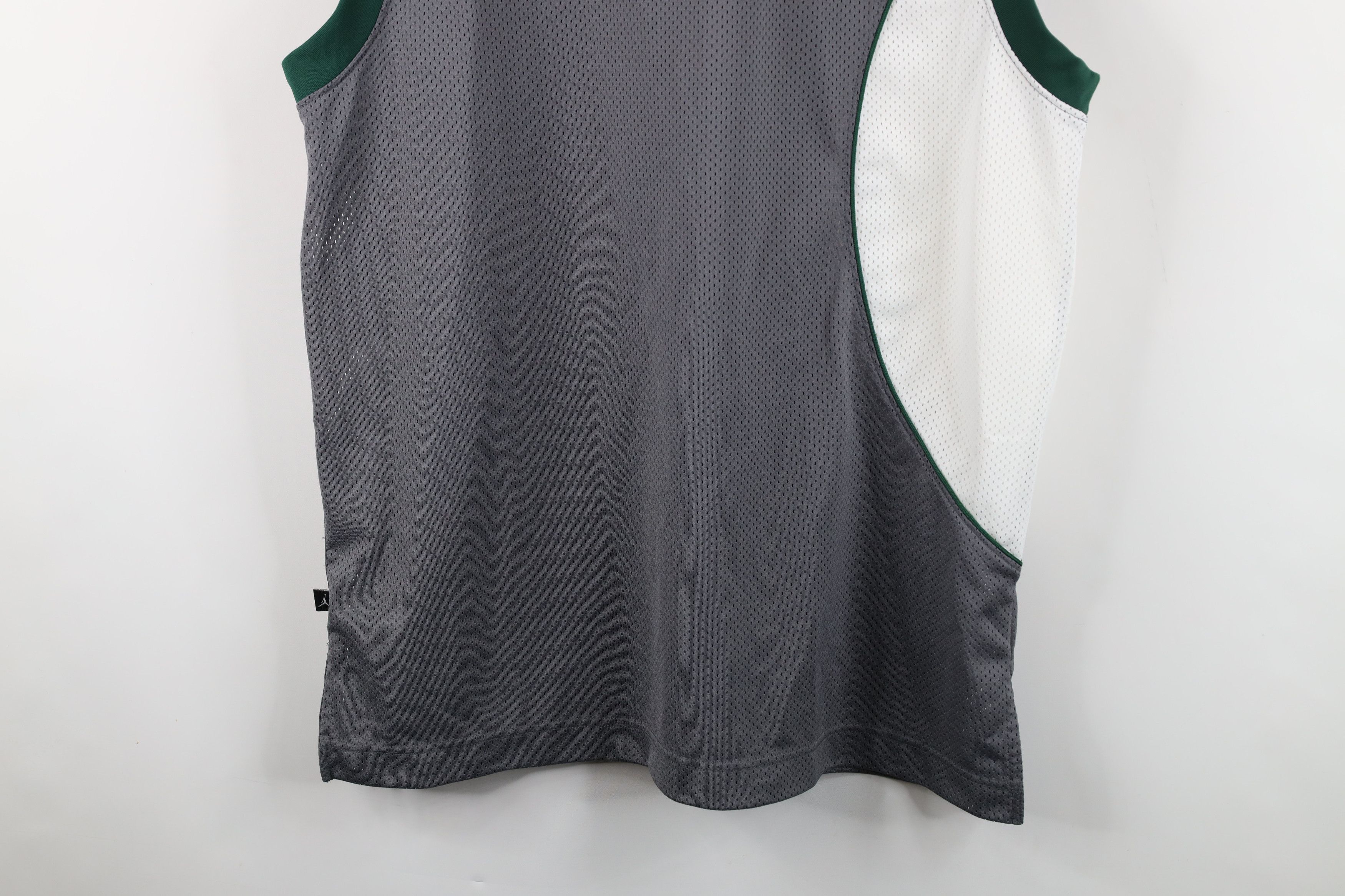 Nike × Vintage Vintage Nike Air Jordan Mesh Basketball Jersey #23 Size US L / EU 52-54 / 3 - 3 Thumbnail