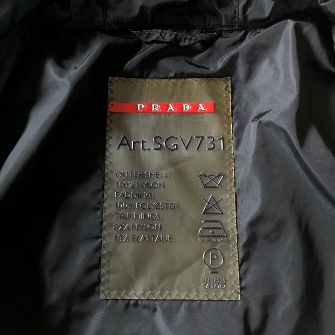 Prada 🛒SENDOFFER🛒00’s Prada Sport Red Tab Nylon Padded Jacket Size US M / EU 48-50 / 2 - 9 Thumbnail