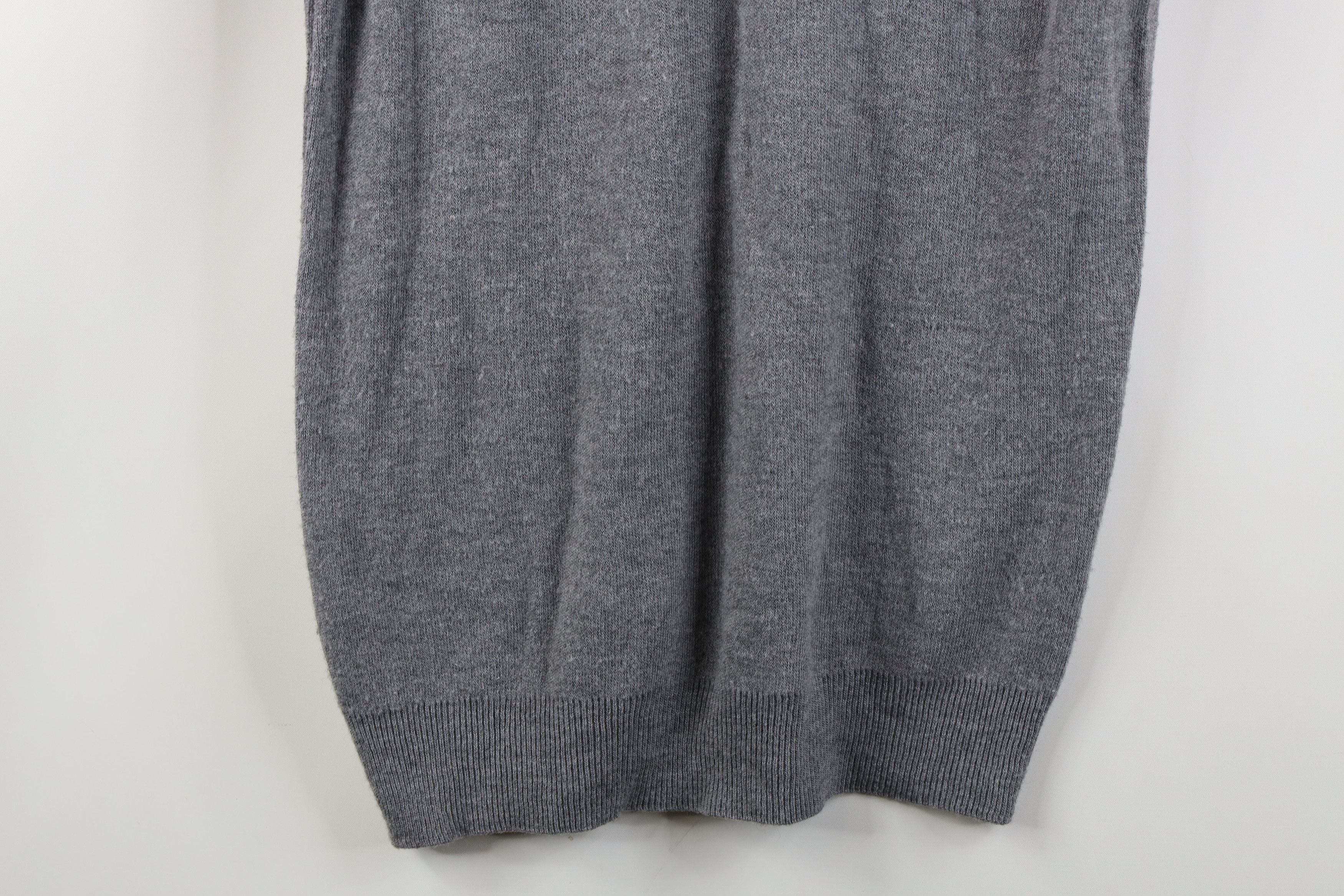 Vintage Vintage 70s Streetwear Knit V-Neck Sweater Vest Gray USA Size US M / EU 48-50 / 2 - 3 Thumbnail
