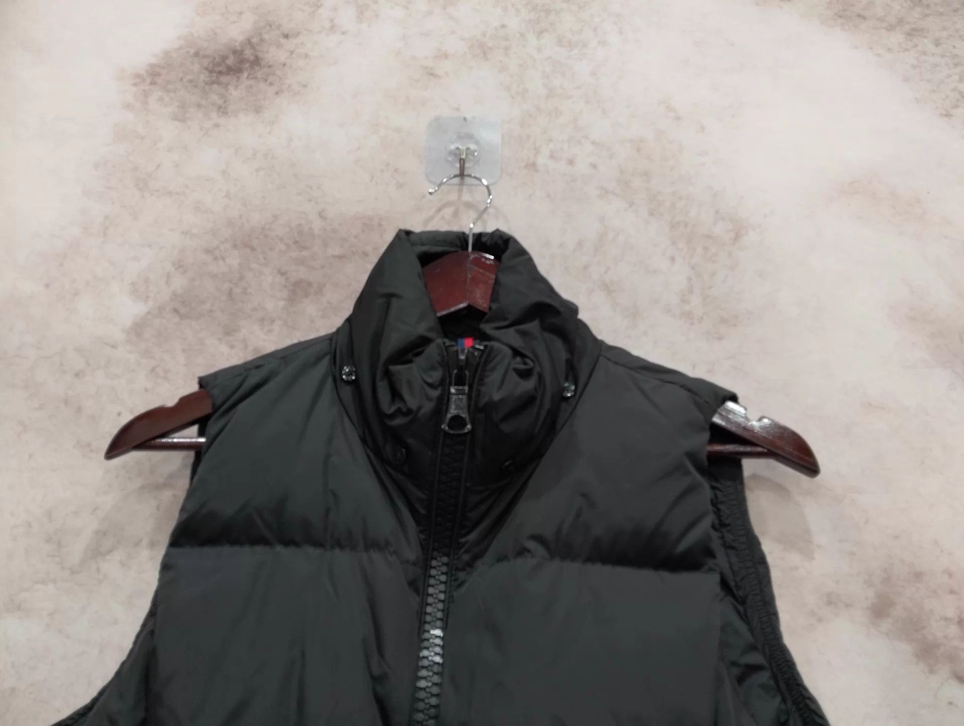 Moncler Moncler down vest no hood size 2 Size XS / US 0-2 / IT 36-38 - 3 Thumbnail