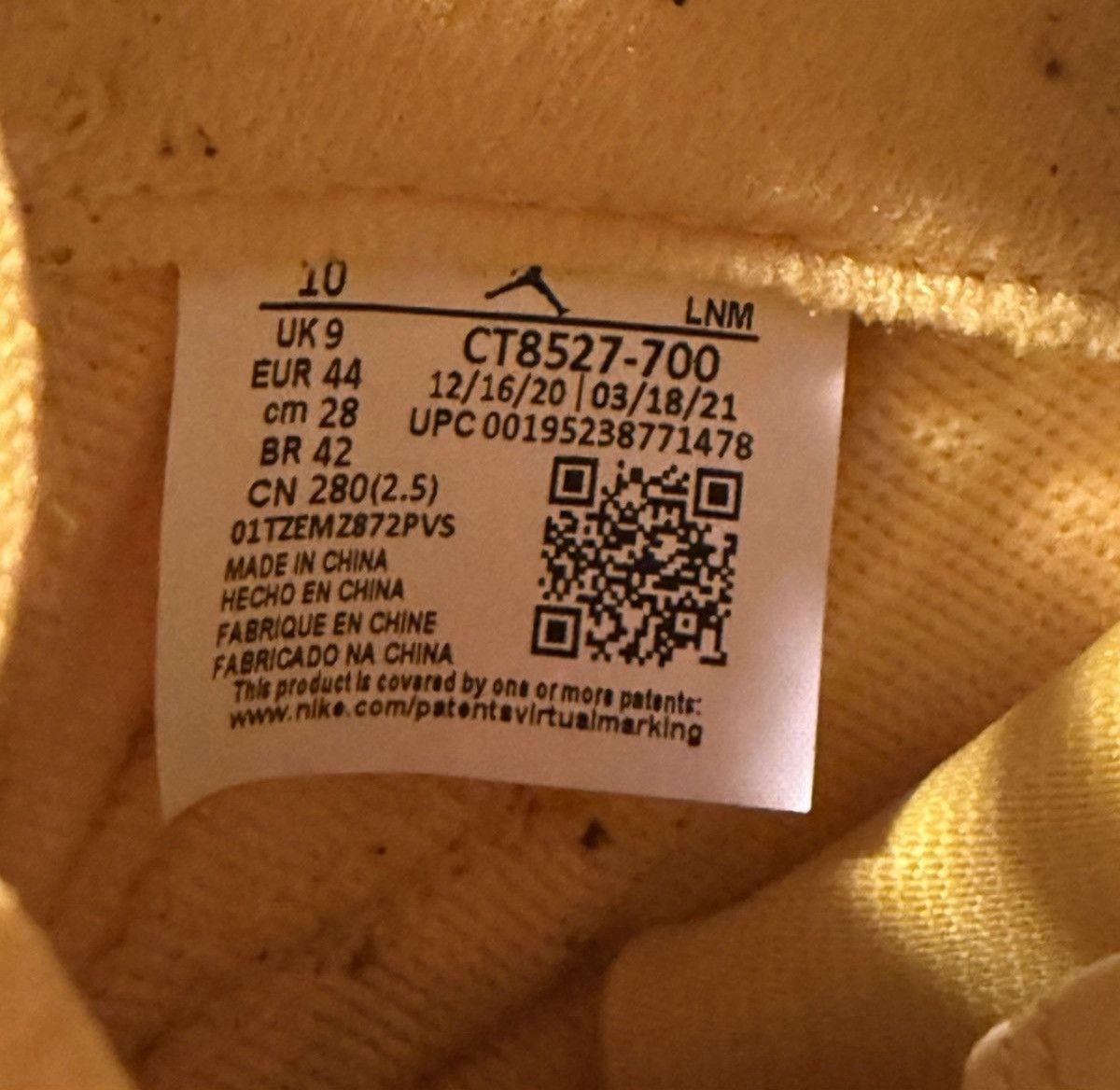 Jordan Brand Lighting 4s jordans Size US 10 / EU 43 - 9 Thumbnail