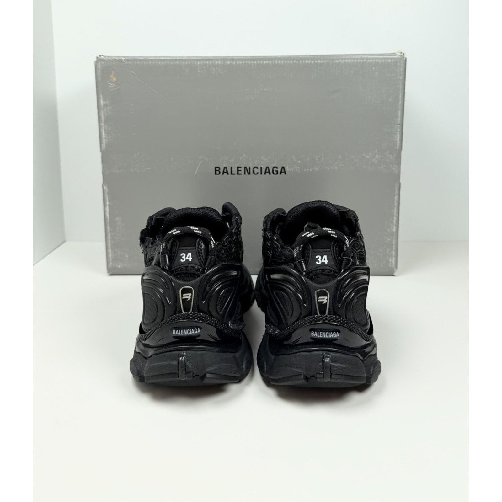 Balenciaga Size 34EU/4W - Balenciaga Runner Sneakers NEW Size US 4 / IT 34 - 4 Thumbnail