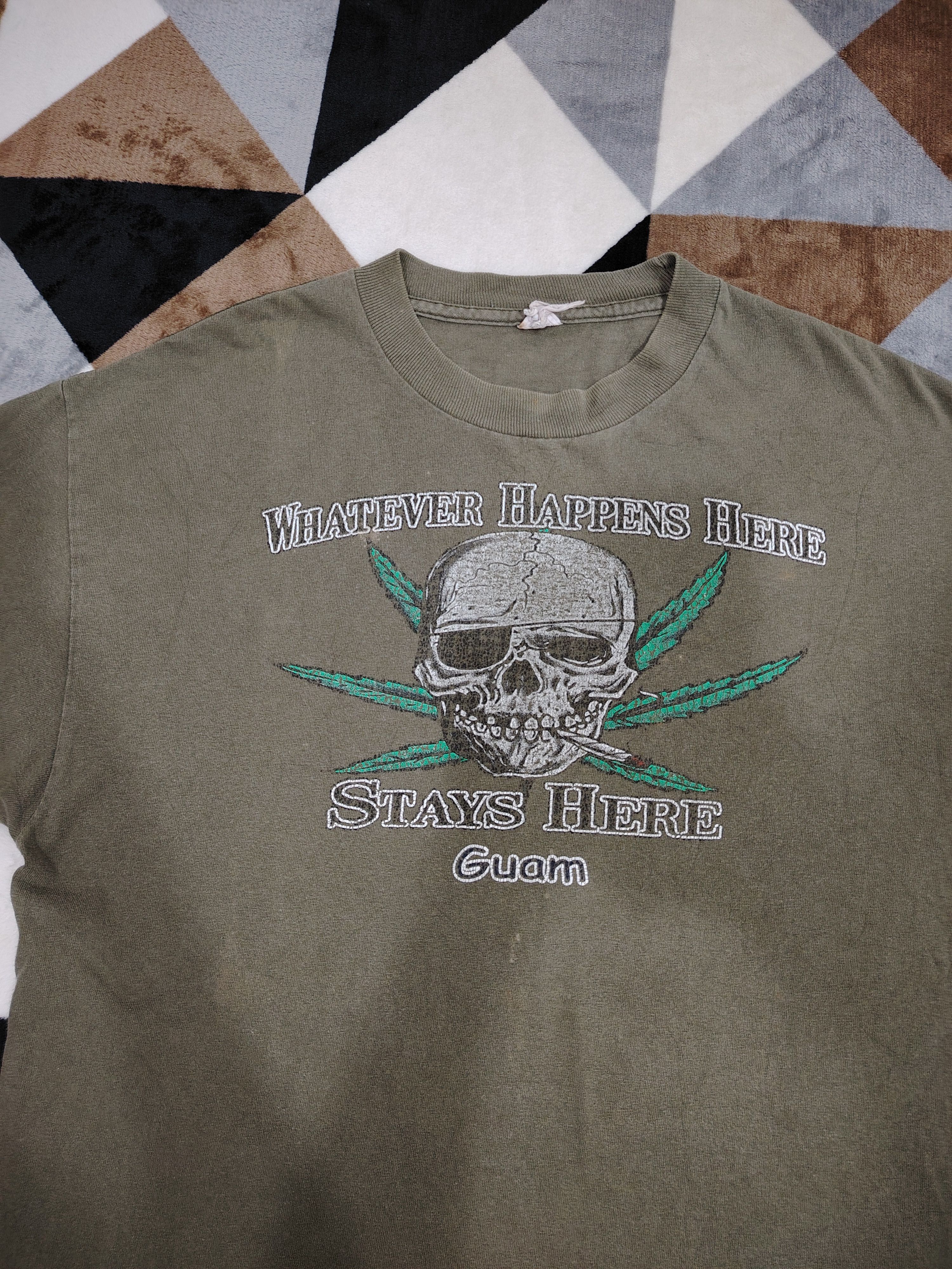 Seditionaries × Vintage Vintage Skulls Guam Marijuana T-Shirt Size US M / EU 48-50 / 2 - 3 Thumbnail