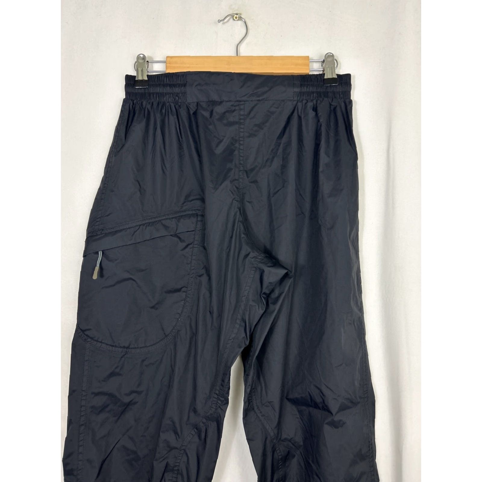 Sierra Designs Sierra Designs Pants Rain XS Black Nylon Cargo Drawstring Elastic 28x 30 Mens Size US 27 - 7 Thumbnail