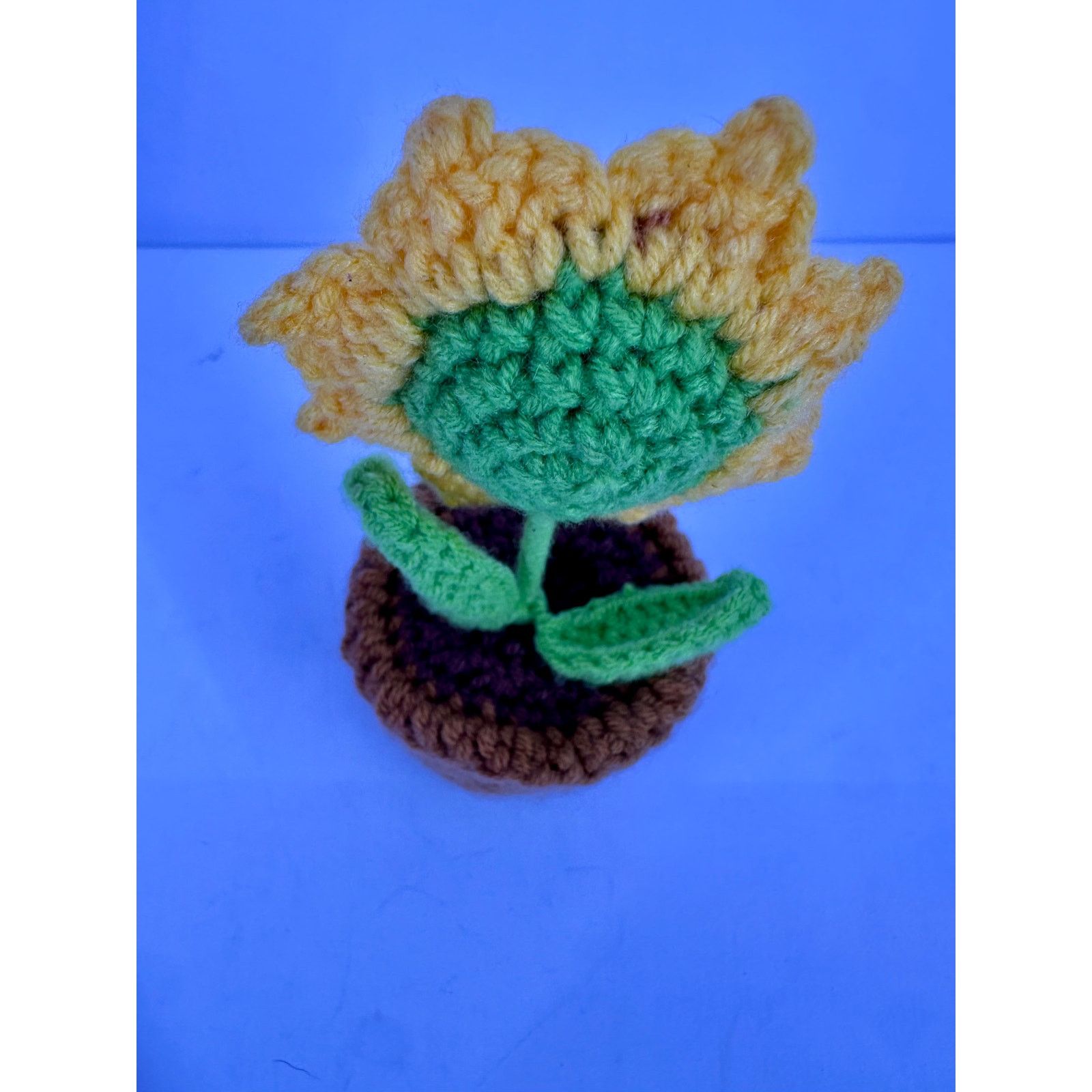 & Other Stories Handmade Crochet Flowers SunflowerPositive Emotional Support Size ONE SIZE - 8 Thumbnail