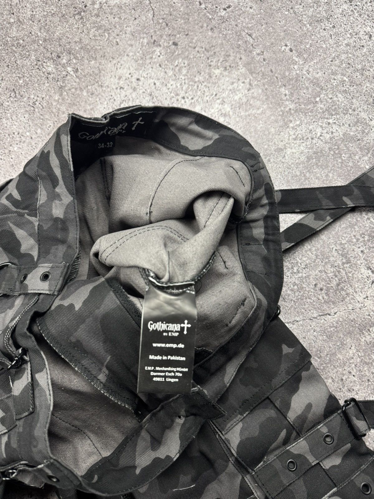 Japanese Brand 🔥VERY RARE GOTHICANA BY EMP AVANT GARDE BONDAGE CARGO PANTS🔥 Size US 34 / EU 50 - 15 Thumbnail