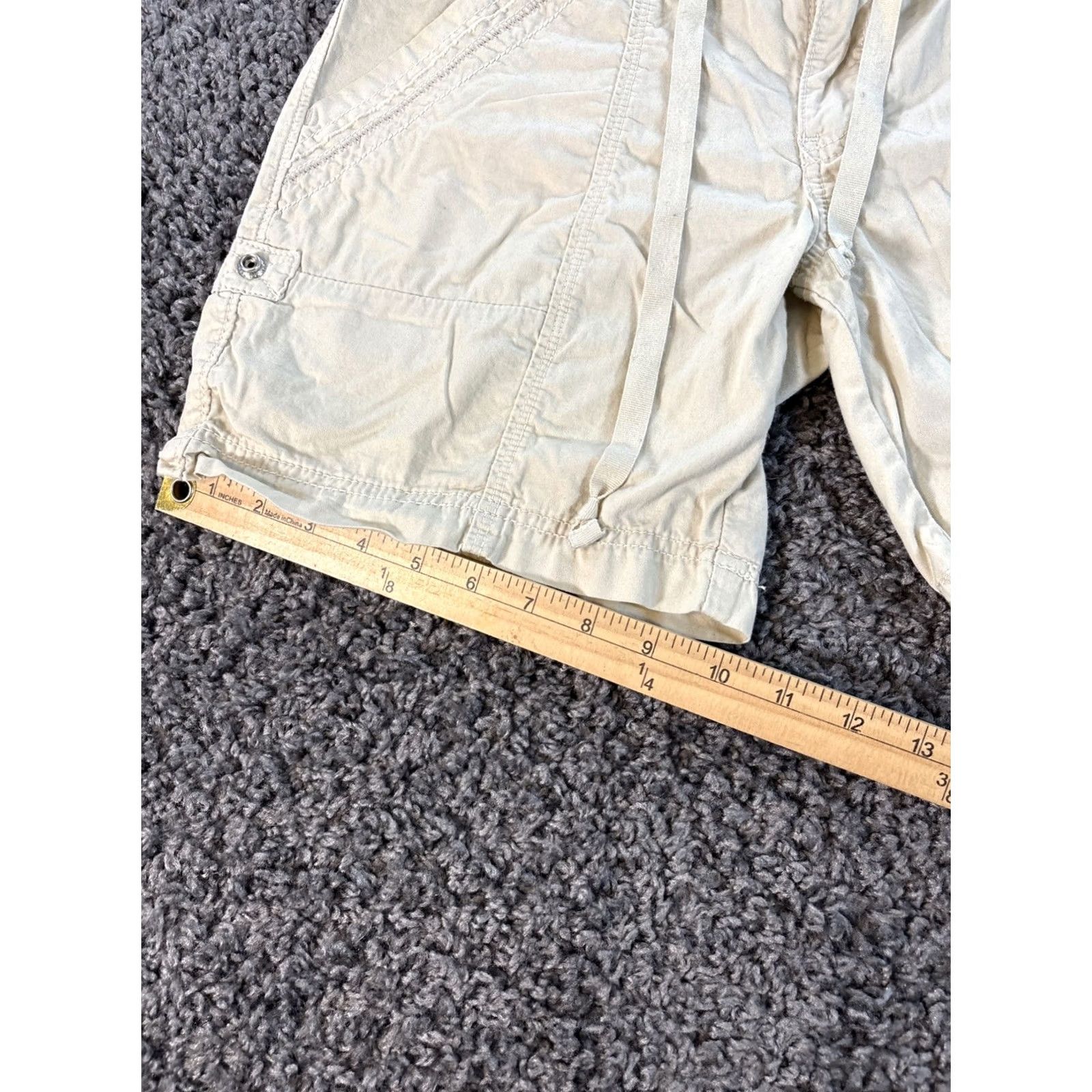 Vintage VINTAGE Union Bay Shorts Womens 32 White Cargo Pocket Denim Cotton Y2K Micro Cut-Off Size 24" / US 00 / IT 34 - 3 Thumbnail