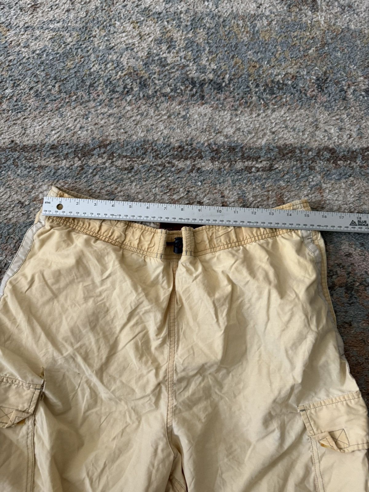 Abercrombie & Fitch VTG Abercrombie Cargo Shorts 32 Yellow Sundfaded Size US 32 / EU 48 - 5 Thumbnail