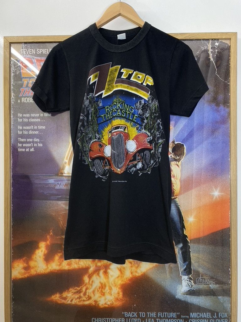 Band Tees 1985 Vintage ZZ Top Rocking The Castle Concert T Shirt Size US M / EU 48-50 / 2 - 1 Thumbnail