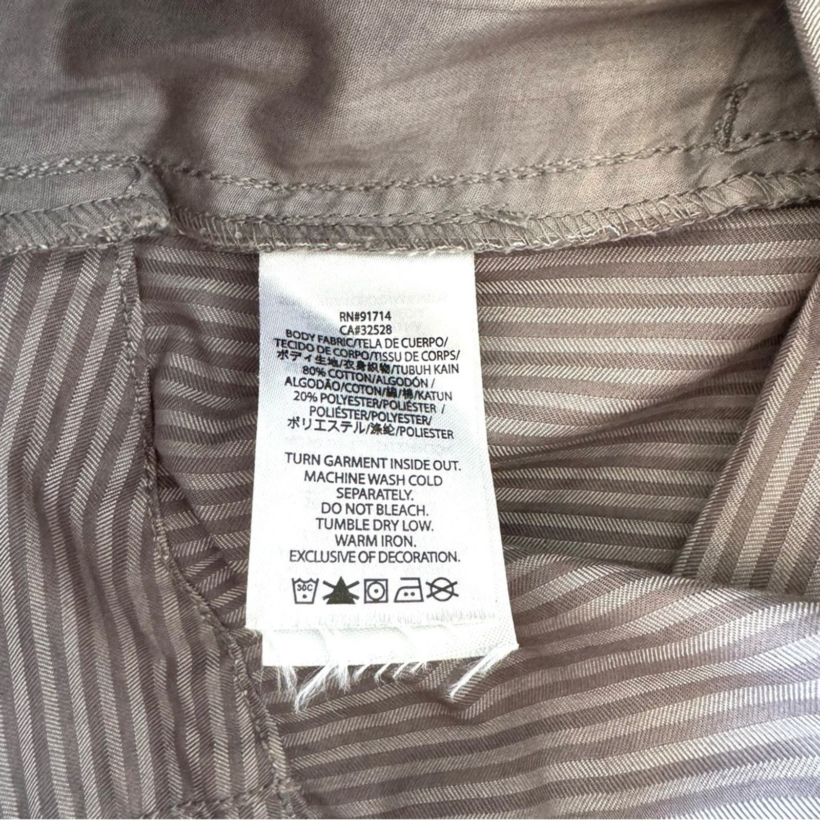 Armani Exchange ARMANI EXCHANGE Grey Mini Skirt, Size 0 Size 25" / US 0 / IT 36 - 9 Thumbnail
