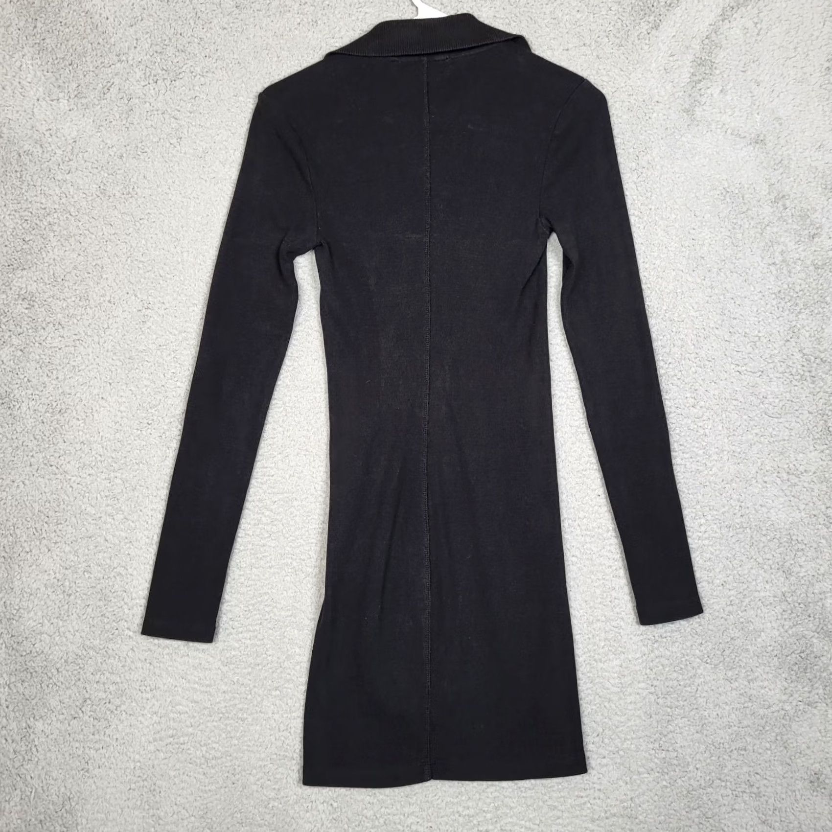 Vintage PAM & GELA Women's black Ribbed 1/4 button up long sleeve dress Size P Size S / US 4 / IT 40 - 2 Thumbnail