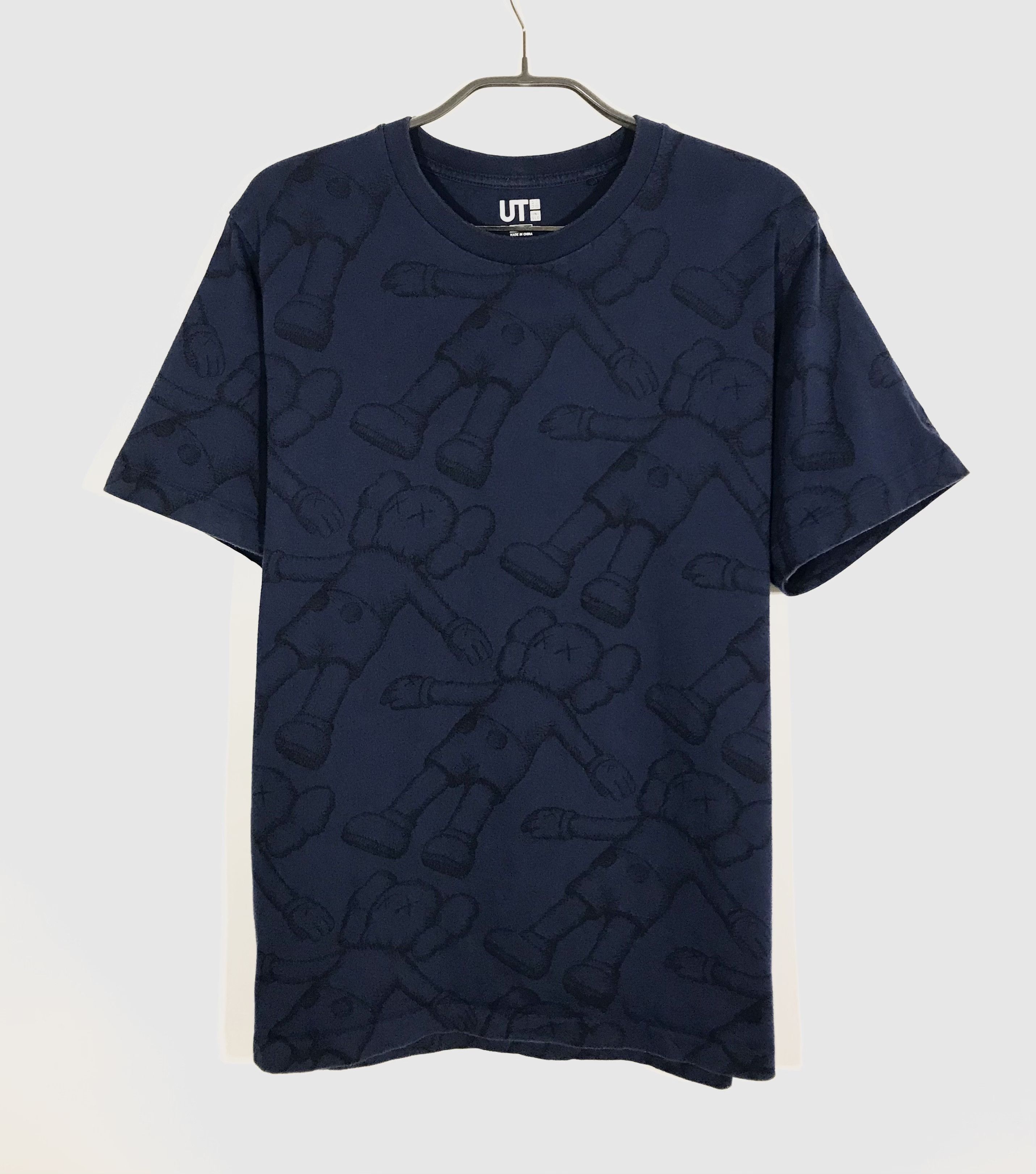 Kaws × Uniqlo Uniqlo Kaws All Over Holiday Print T-Shirt Size US M / EU 48-50 / 2 - 1 Thumbnail