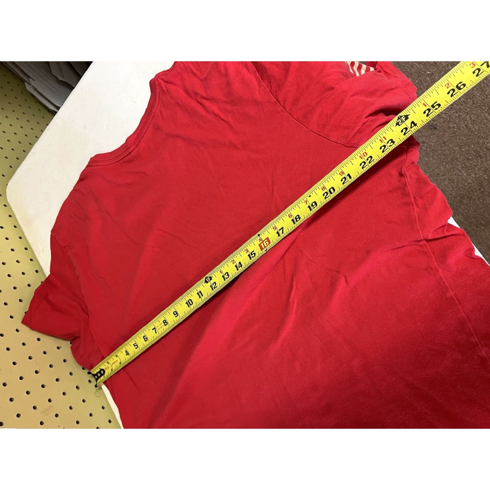 Vintage Grunt Style T-Shirt Distressed Be Mine Heart Amunition Tee 2XL Red Gun Rights Men Short Sleeve Crew Neck Cotton Shirt Size US XXL / EU 58 / 5 - 7 Thumbnail