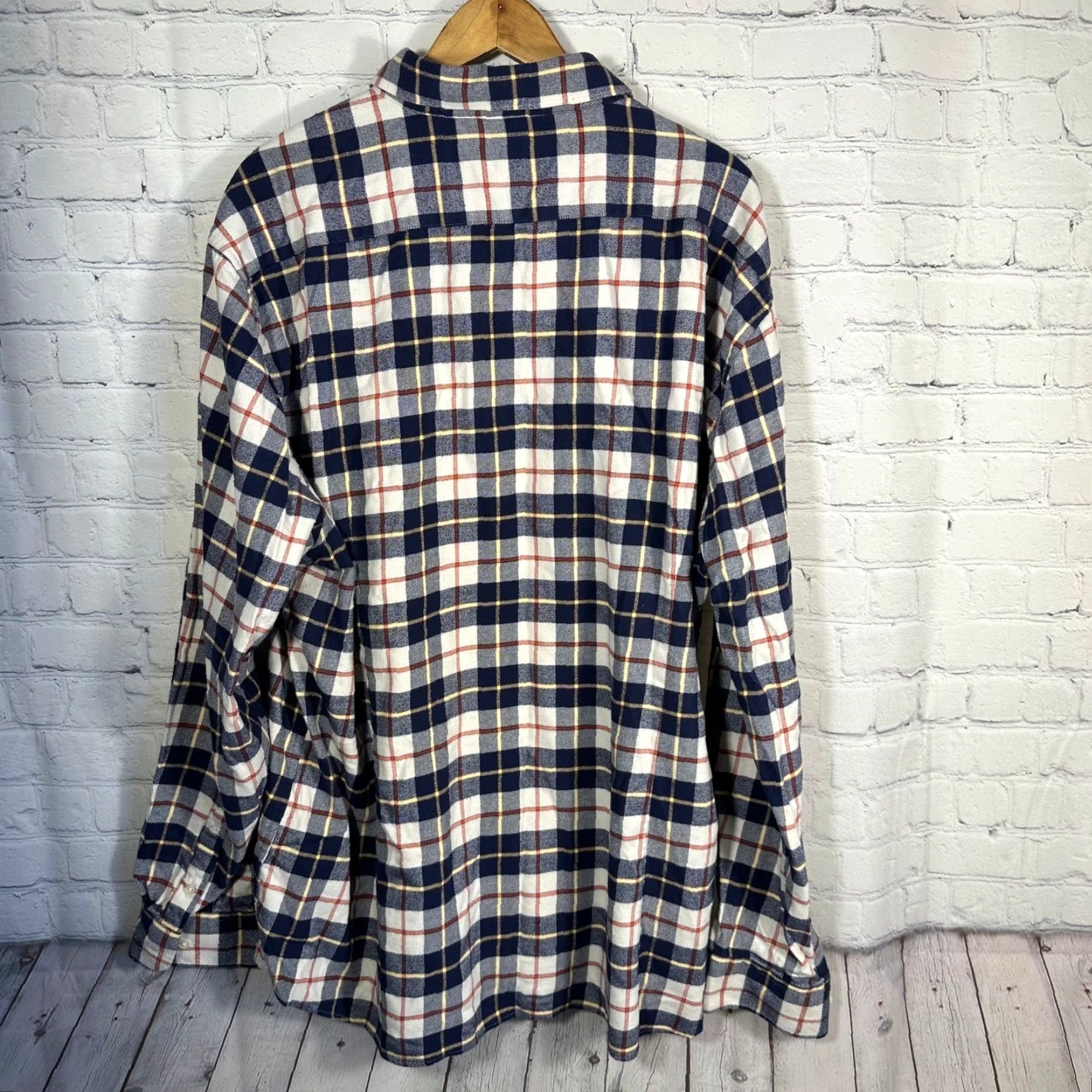 Barbour Barbour Barbour Blake Tailored Fit Plaid Button Down Flannel Shirt Mens 2XLT Navy Multicolor Long Sleeve Button-Up Size US XXL / EU 58 / 5 - 7 Thumbnail