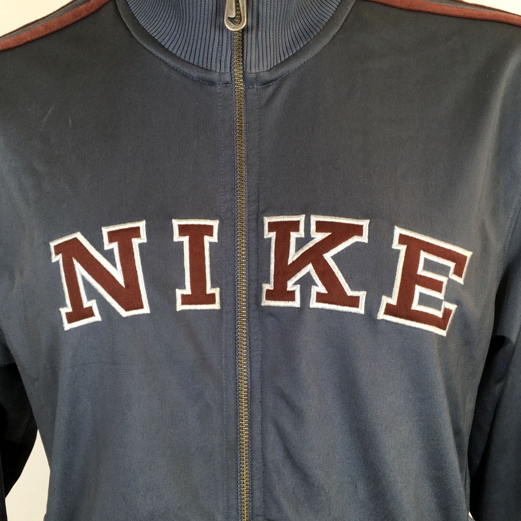 Nike VINTAGE Nike Charcoal Gray Maroon Full Zip Collared Athletic Track Jacket Sz M 90s Mens Size US M / EU 48-50 / 2 - 3 Thumbnail