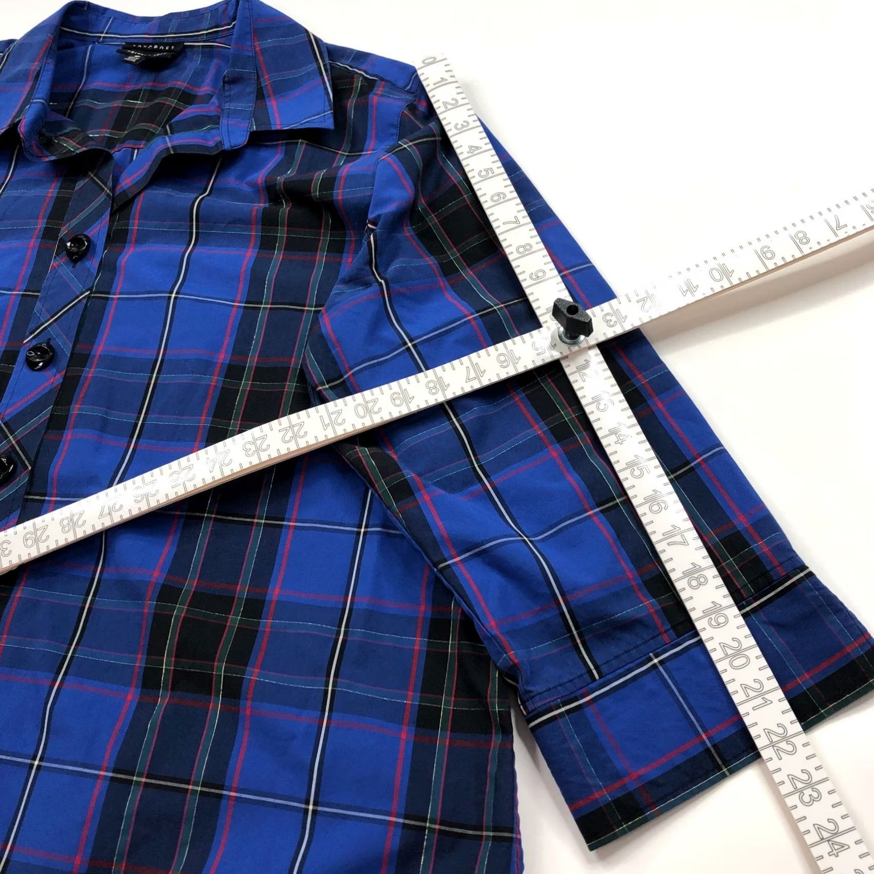 Vintage Foxcroft Plaid Shirt Blue 24W Long Sleeve Button-Up Womens Plus Shaped Wrinkle Free Casual Ready to Wear Size 4XL / US 24-26 - 6 Thumbnail