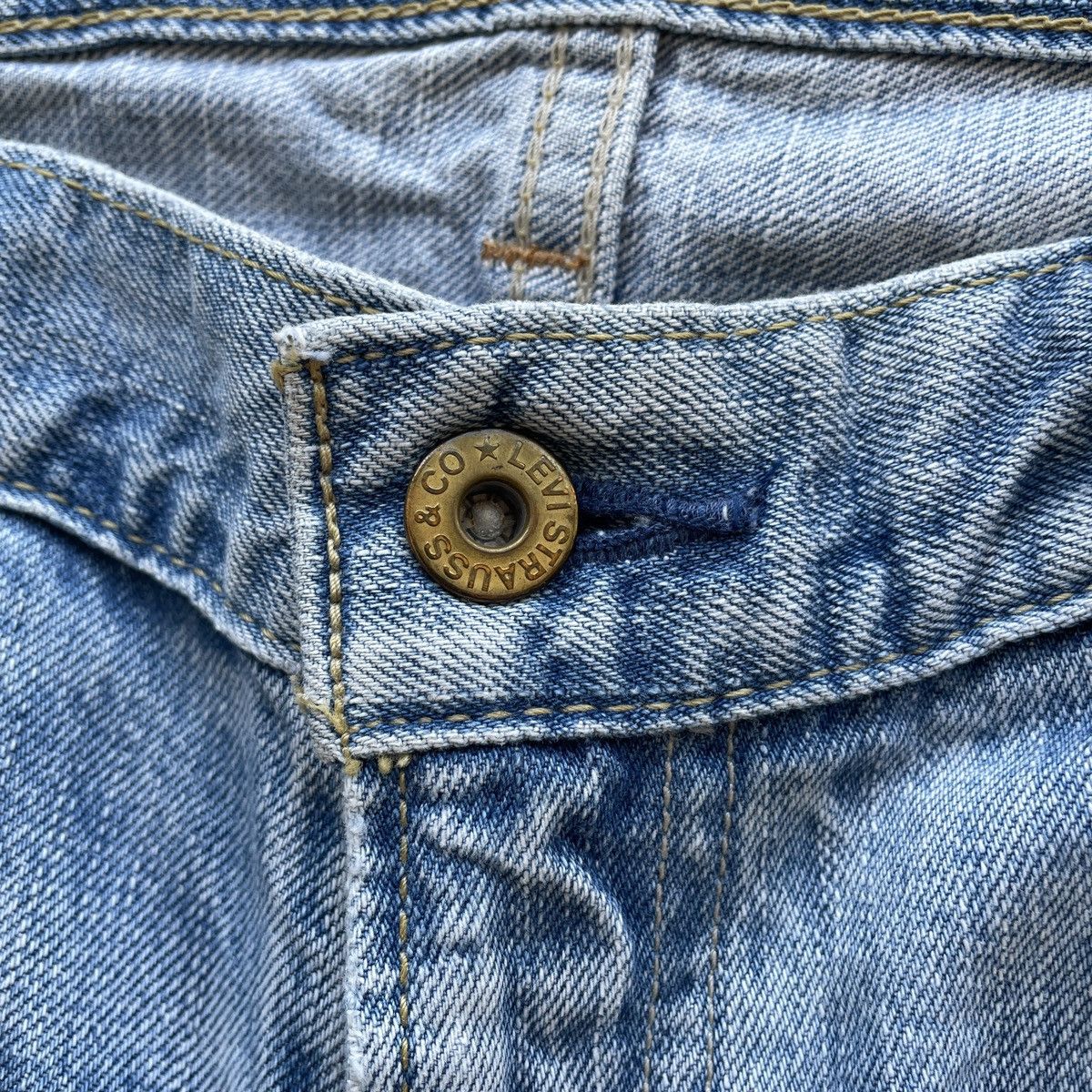 Jean × Levi's × Vintage Vintage Levi’s 502 Light Wash Distressed Jeans Pants Faded Size US 36 / EU 52 - 6 Thumbnail