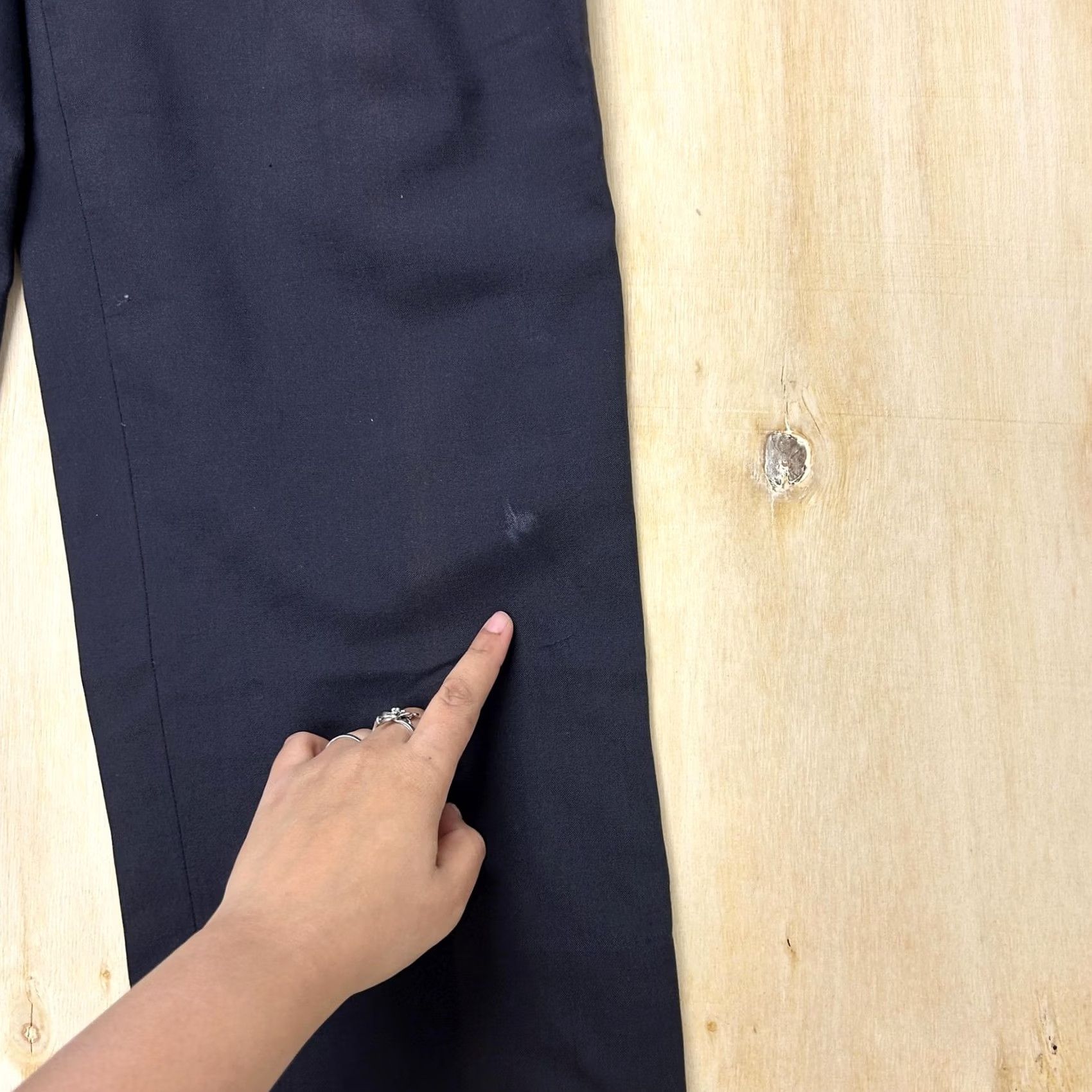 Vintage Black Dress Pants Mens 34x32 Pleated Straight Leg Office Workwear Dress Pants Mens 34x32 Black SlasPockets Front Pleated Front Slit N/A Size US 34 / EU 50 - 2 Thumbnail