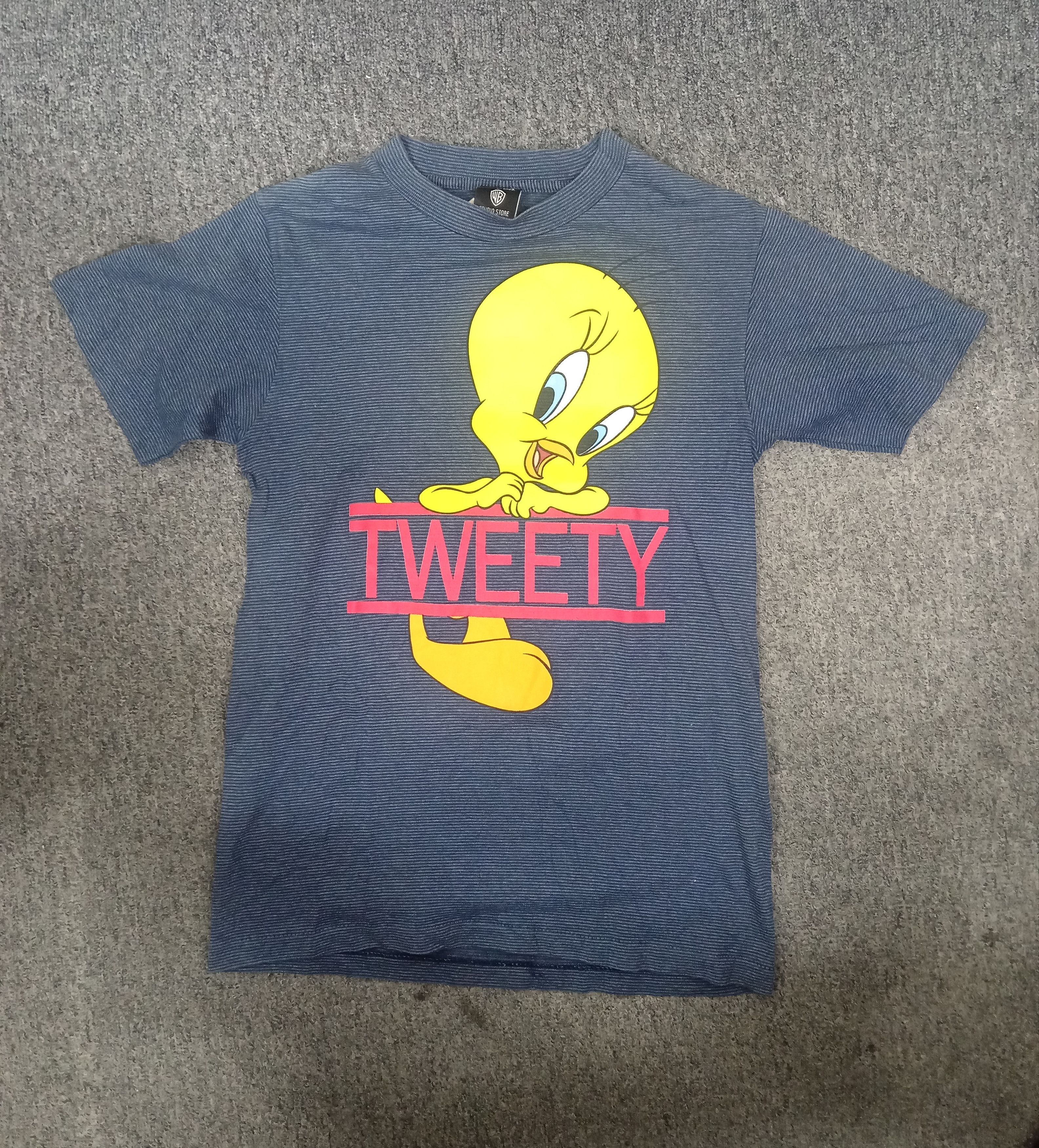 Vintage × Warner Bros Vintage 1998 Warner Bros Tweety Bird Mirror Print Tee Size US S / EU 44-46 / 1 - 1 Thumbnail