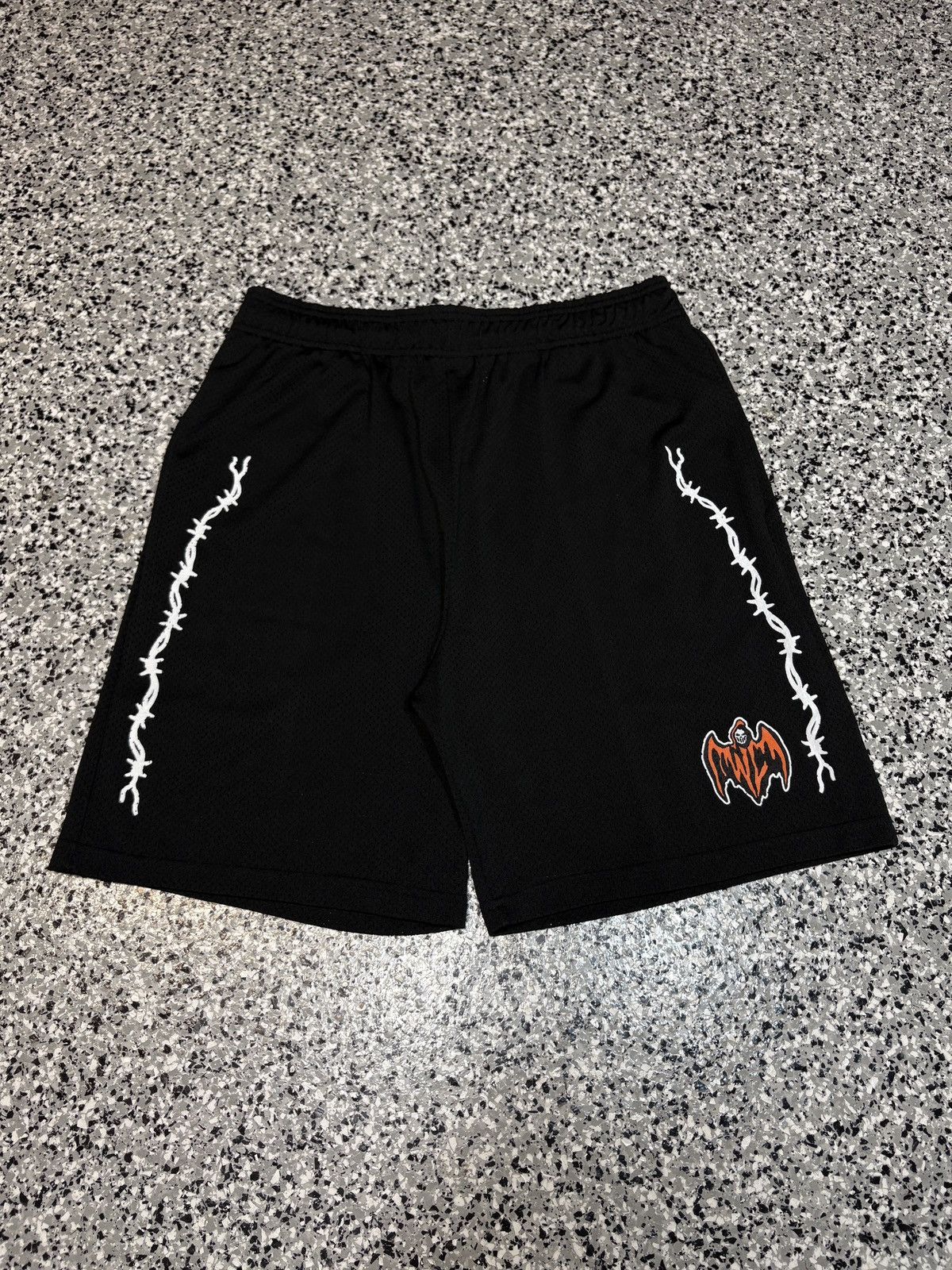 Warren Lotas 2023 Warren Lotas Black/Orange Barb Wired Gym Shorts Size XL Size US 34 / EU 50 - 1 Thumbnail