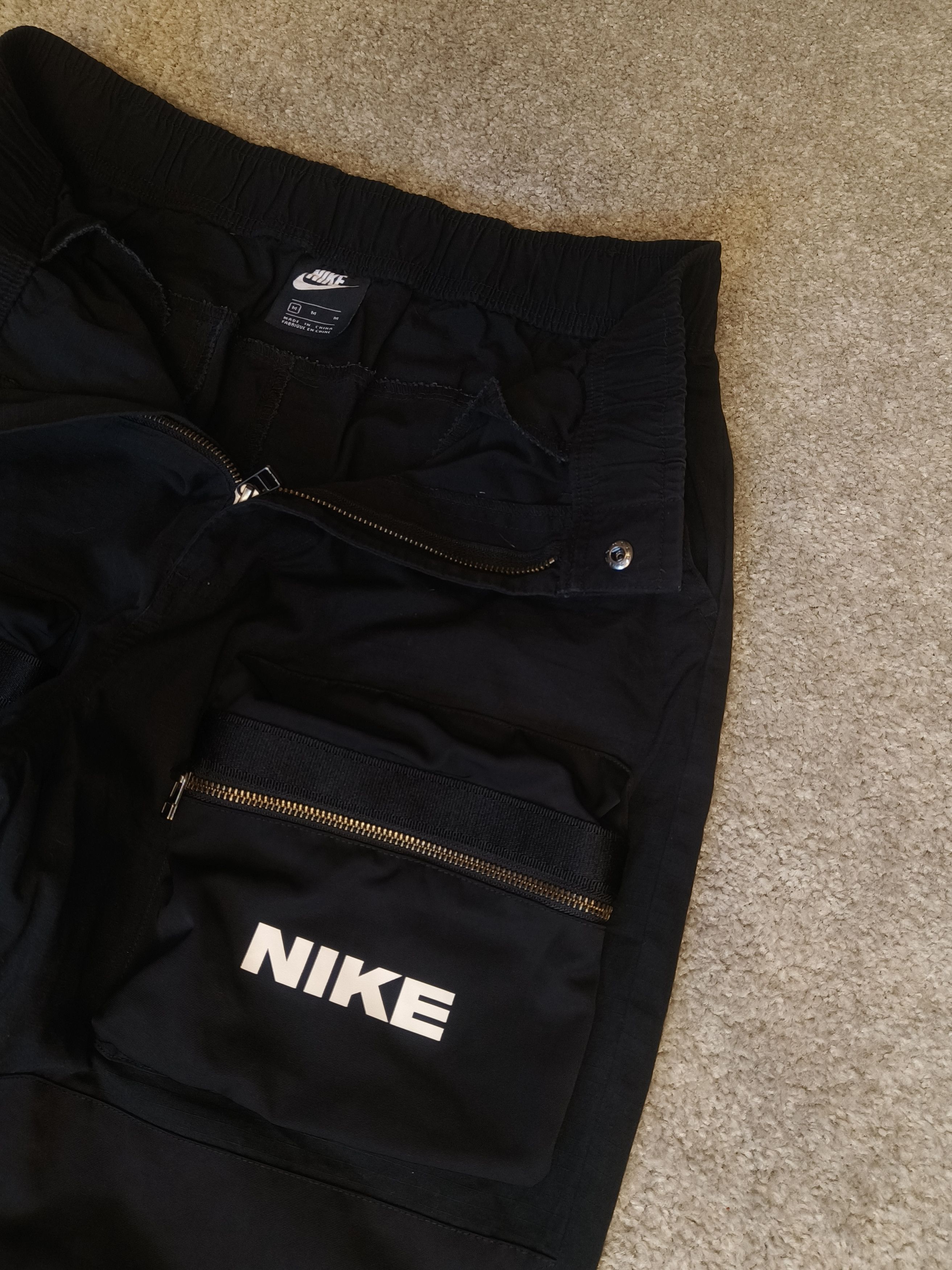 Nike Nike Sportswear NSW City Made Cargo Logo Woven Pants Size US 32 / EU 48 - 2 Thumbnail