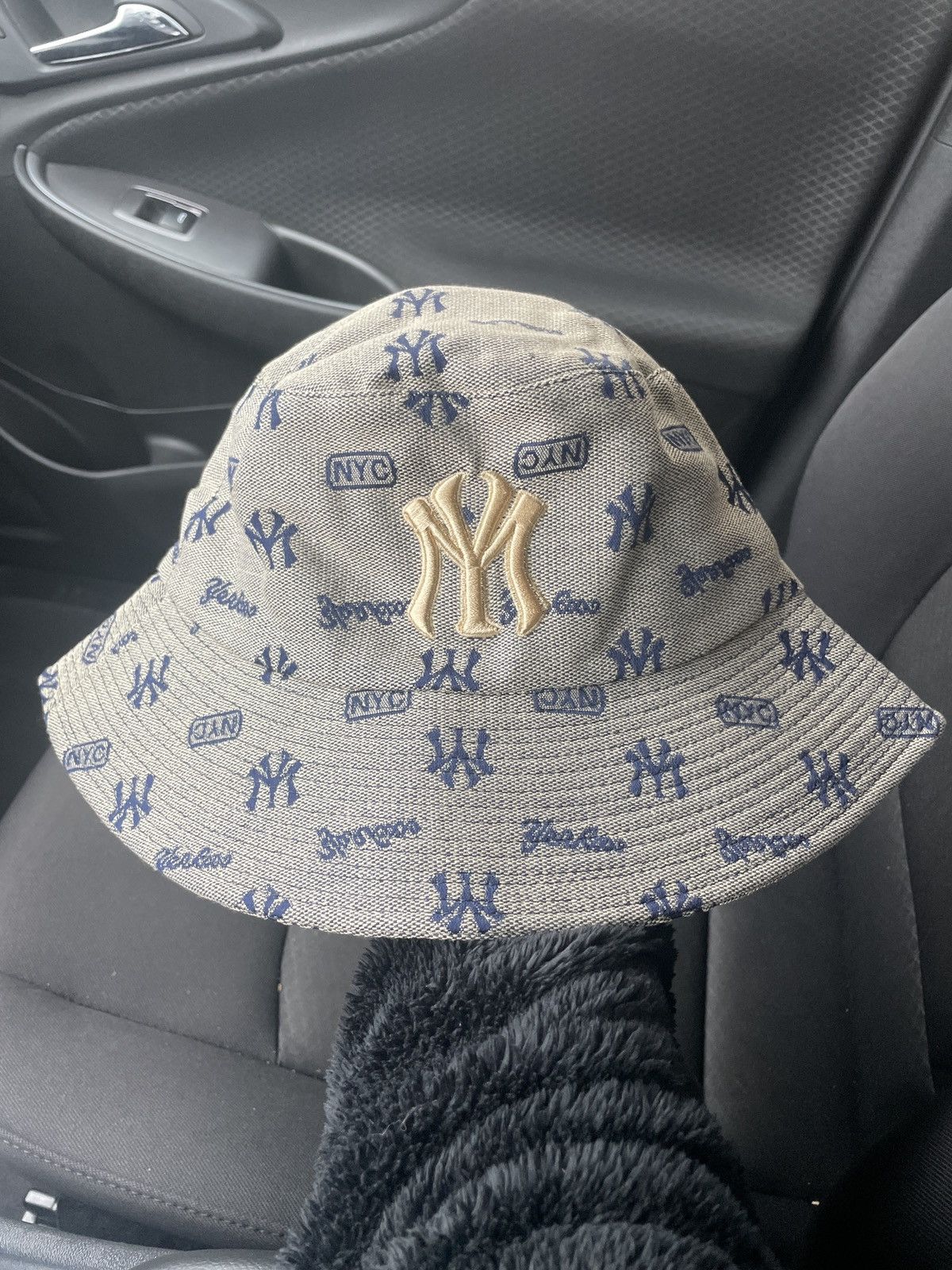 New Era Beige & Blue NY Bucket Hat Size ONE SIZE - 1 Preview