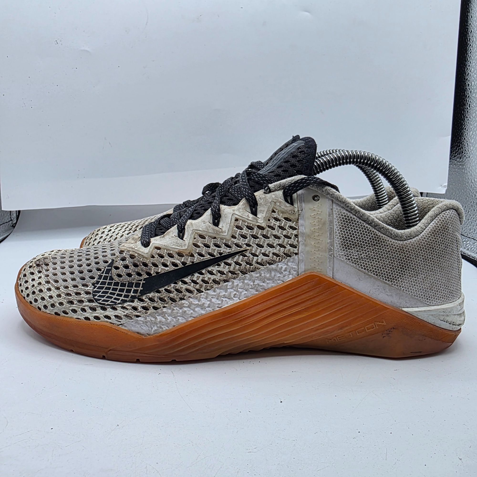 Nike Nike Metcon 6 By You Mens Size 9 White Gum Brown Training Sh Size US 9 / EU 42 - 14 Thumbnail