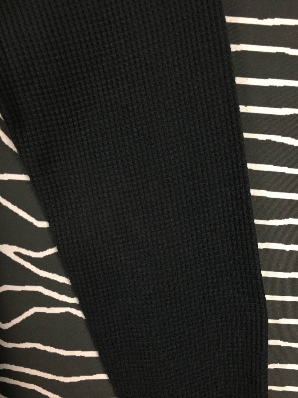 Uniqlo Uniqlo Waffle Knit Henley Long Sleeve Tee Size L Size US L / EU 52-54 / 3 - 7 Thumbnail