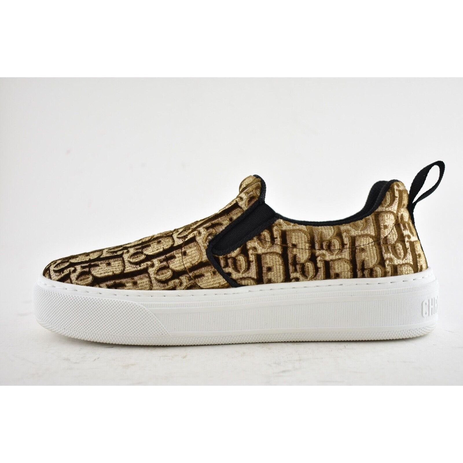 Dior Solar Oblique Logo White Flat Skate Slip On Low Sneaker 37.5 Size US 7.5 / IT 37.5 - 8 Thumbnail
