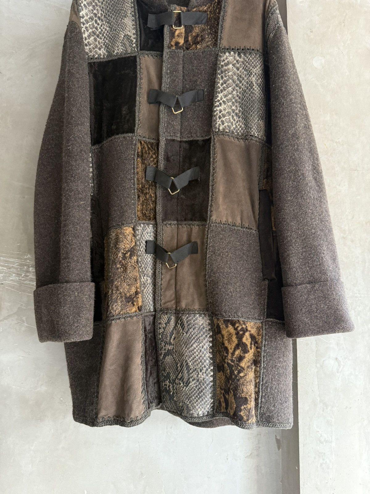 Yoshiyuki Konishi 90's YOSHIYUKI KONISHI Python Patchworks Hooded Long Coat Size US S / EU 44-46 / 1 - 4 Thumbnail