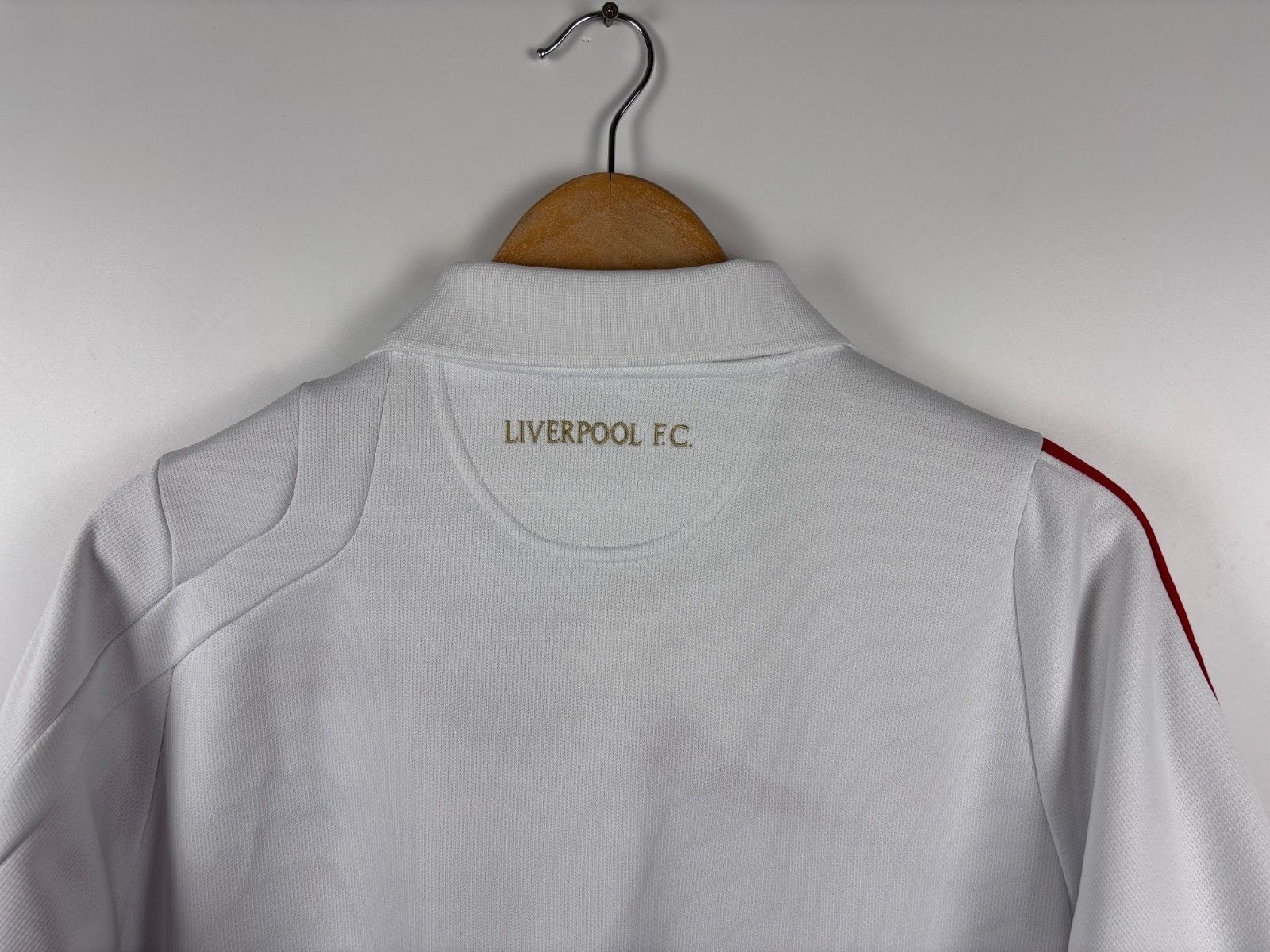 Adidas Vintage Adidas Liverpool 2009-10 Polo T-Shirt Size ~L-XL Size US L / EU 52-54 / 3 - 7 Thumbnail