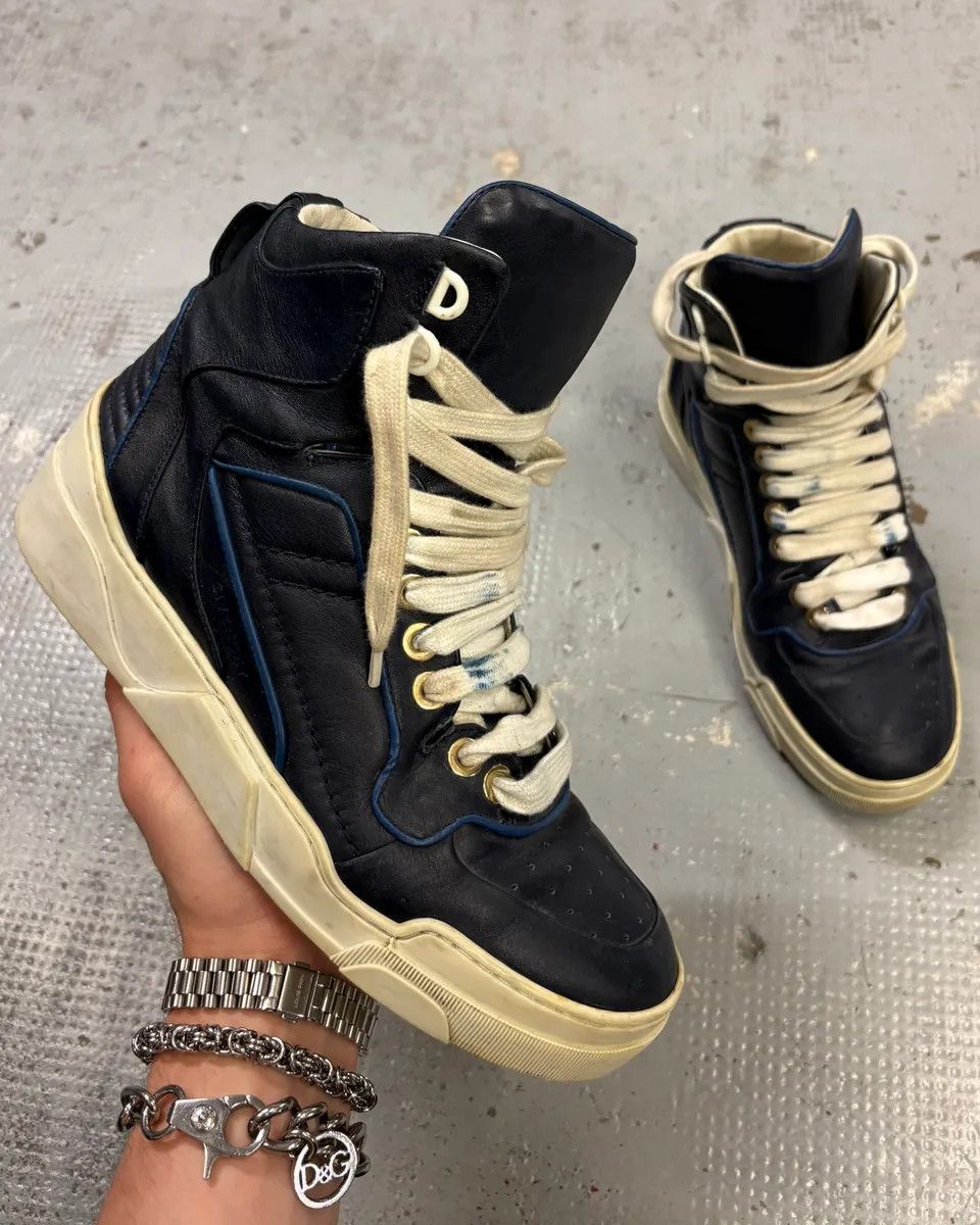 Givenchy Givenchy Tyson Navy Leather High Sneakers Size US 8.5 / EU 41-42 - 1 Thumbnail