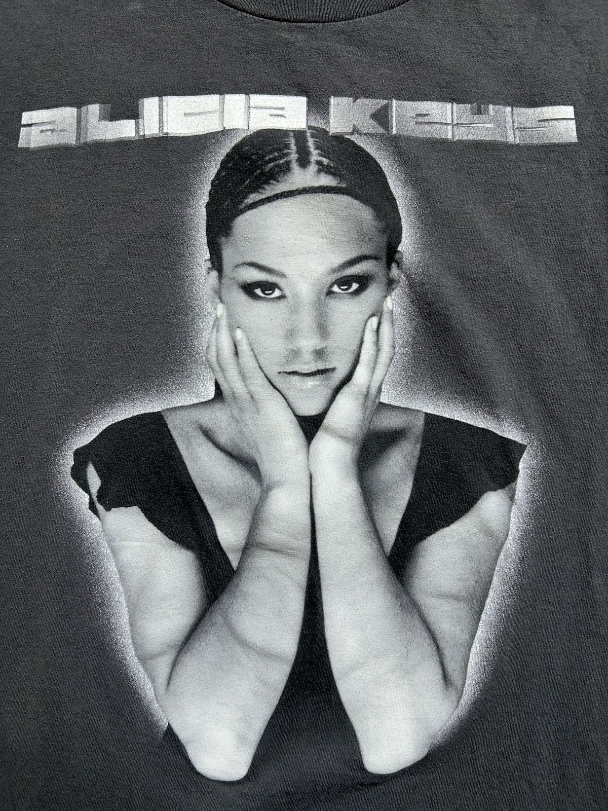 Band Tees Vintage Y2K Alicia Keys Tour Tee Dated 2002 Triple A USA Size US L / EU 52-54 / 3 - 2 Thumbnail