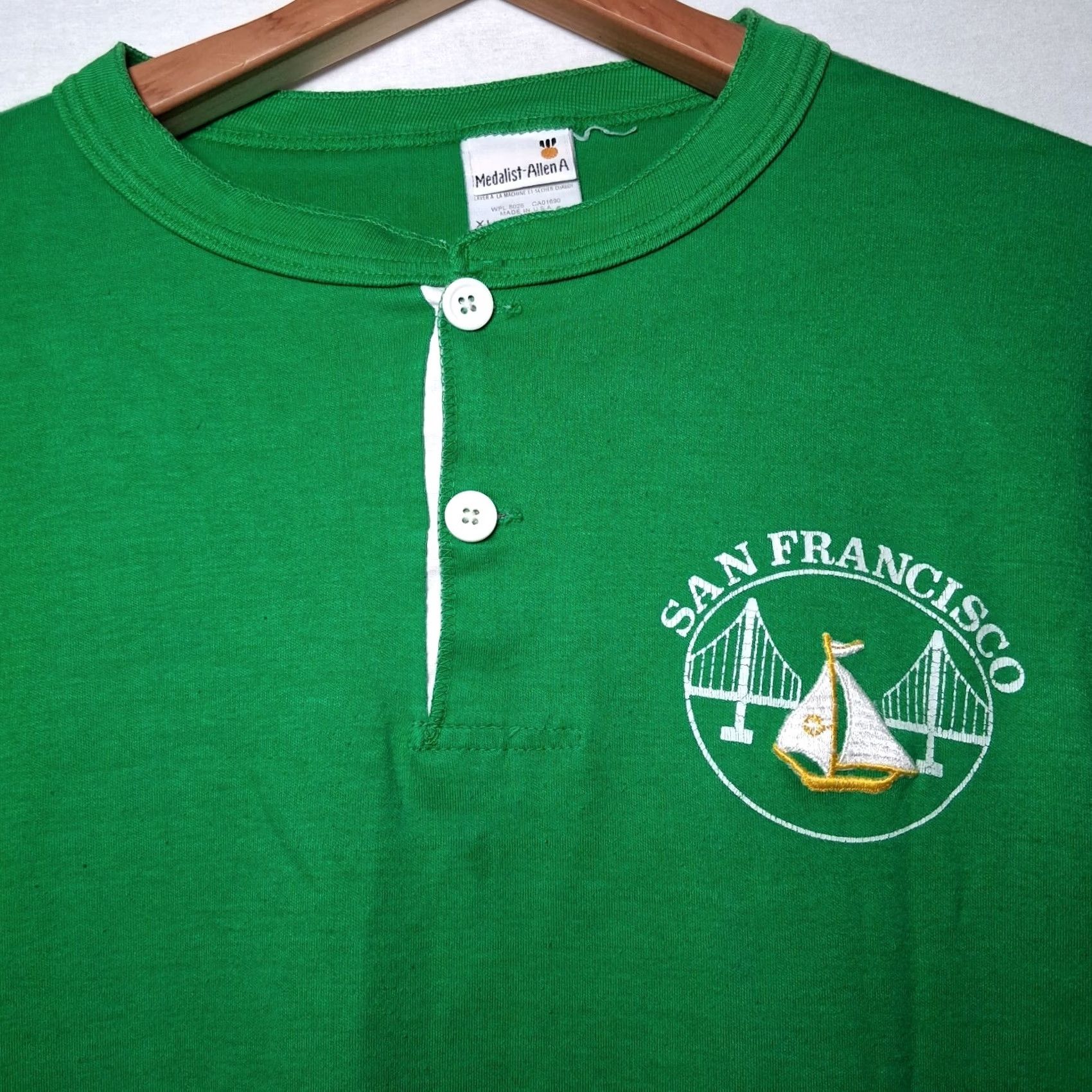 Vintage VINTAGE Medalist-Allen A San Francisco California Henley Shirt XL Slim Single Stitch Green Men Shirt Girls? Size US XL / EU 56 / 4 - 2 Thumbnail