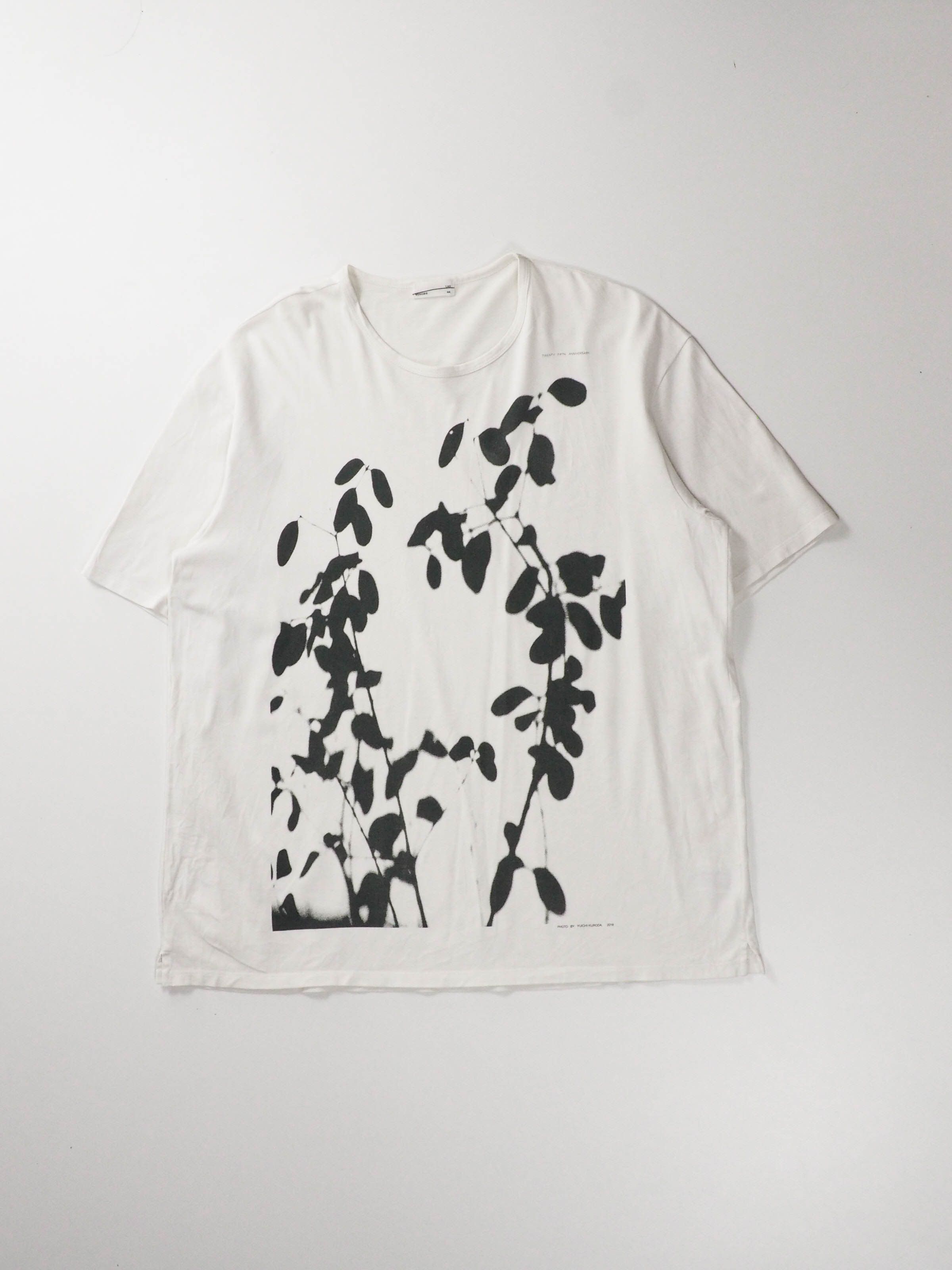 Lad Musician LAD MUSICIAN “Photo by Yuichi Kuroda” Graphic T-Shirt Size US XL / EU 56 / 4 - 1 Thumbnail