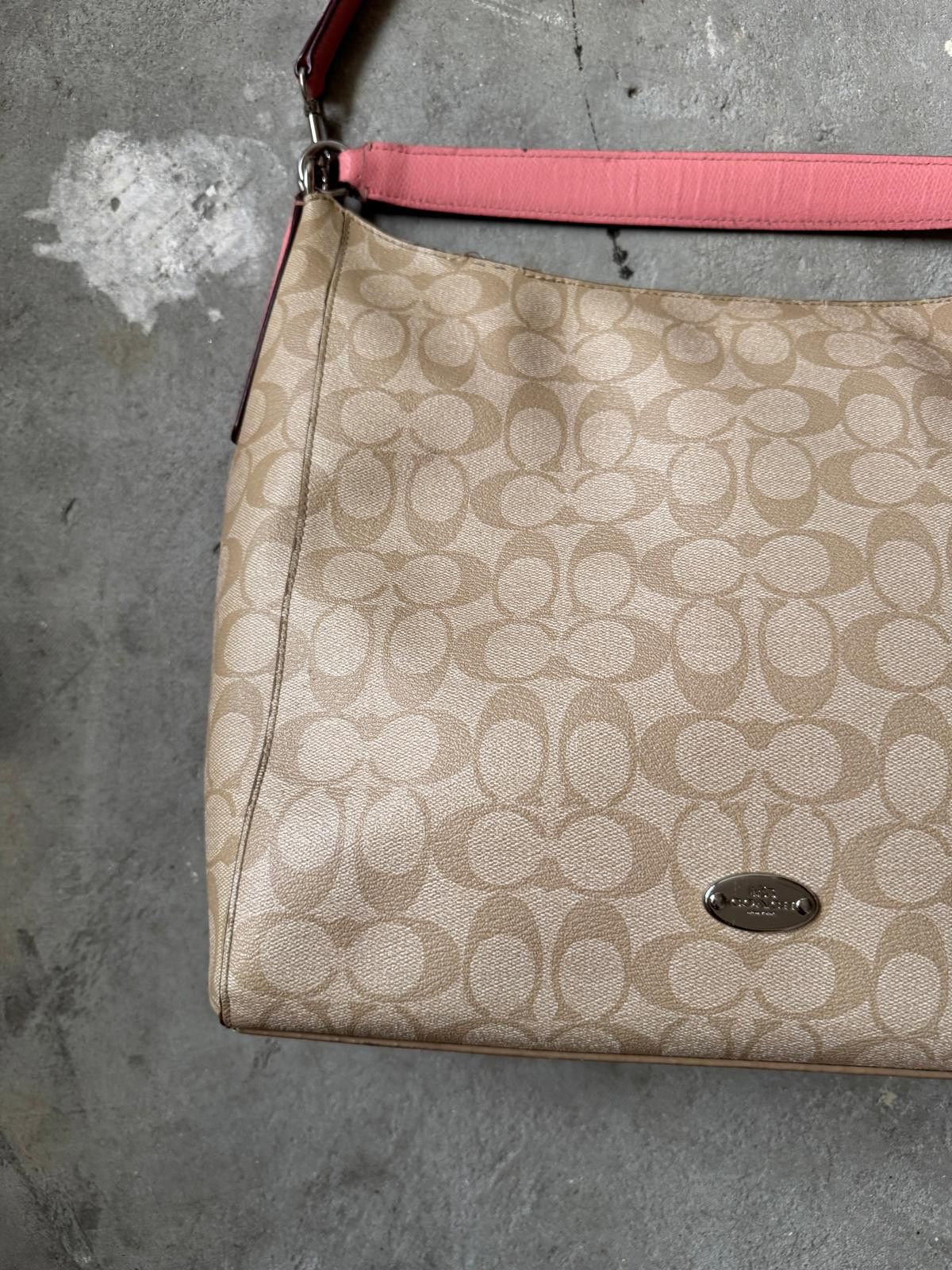 Coach Coach 2Way PVC Leather ShoulderBag Beige/Pink Size ONE SIZE - 2 Thumbnail