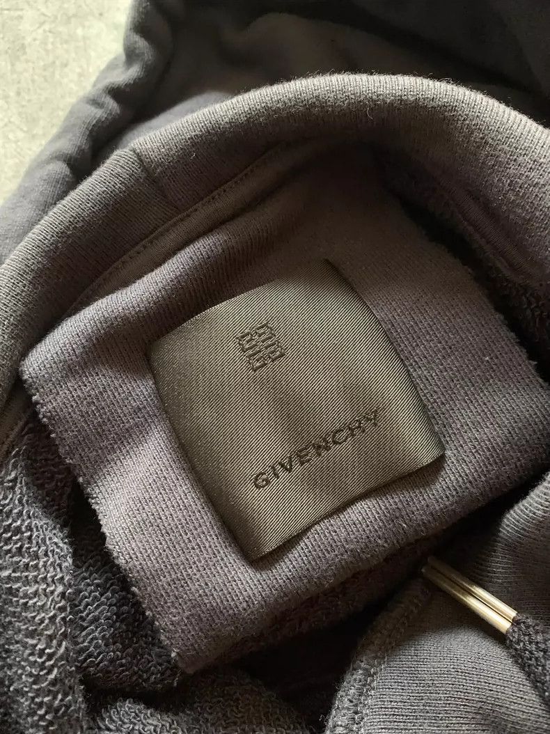 Givenchy Givenchy Embroidered Heavyweight Sweatshirt Size US XL / EU 56 / 4 - 7 Thumbnail