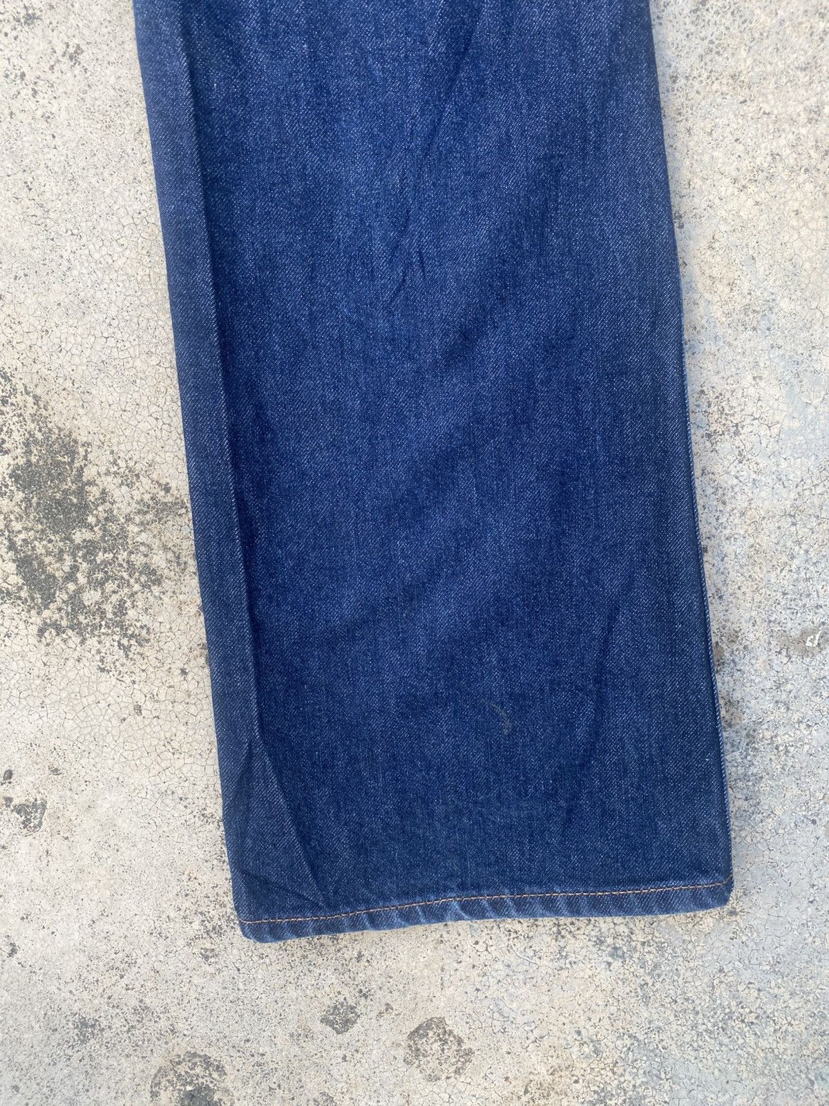 Japanese Brand × Tornado Mart × Uniqlo Flare Jeans Uniqlo Blue Denim Size US 26 / EU 42 - 22 Thumbnail