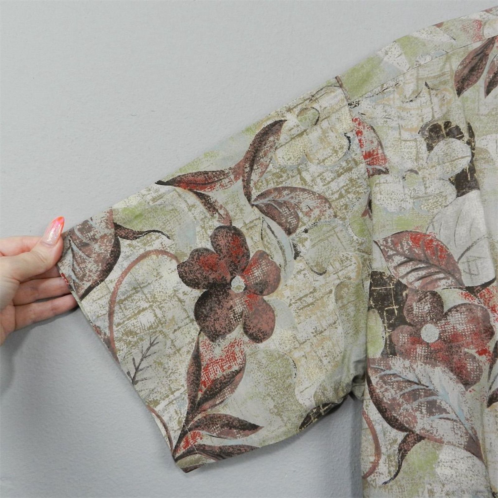 Tori Richard Vintage Tori Richard Size XL Hawaiian Shirt Cotton Lawn Size US XL / EU 56 / 4 - 12 Thumbnail