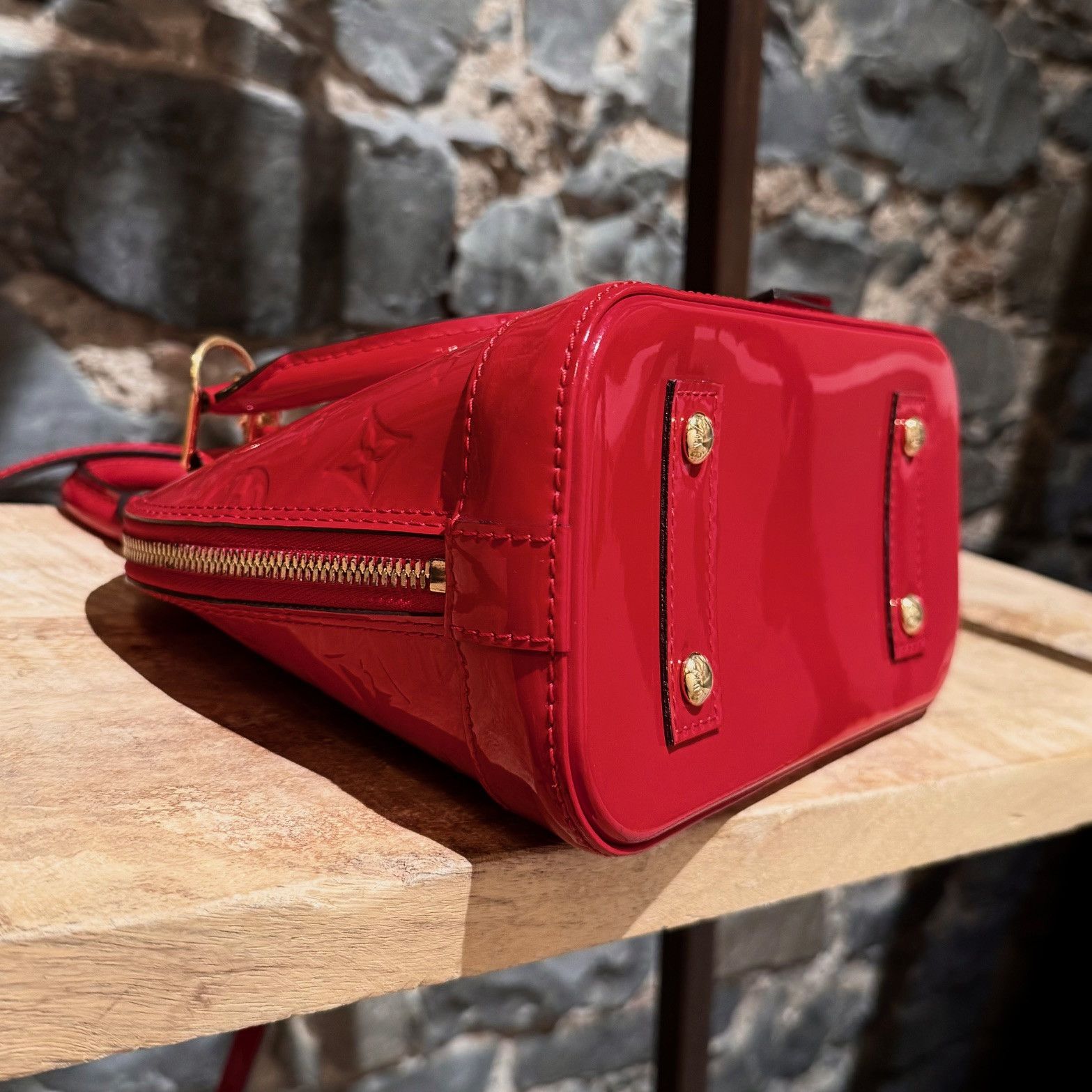 Louis Vuitton Louis Vuitton 2015 Red Monogramme Vernis Alma BB Bag Size ONE SIZE - 17 Thumbnail