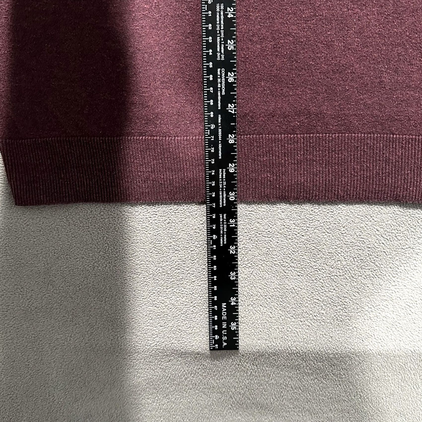 Old Navy Old Navy Sweater Mens 2XL Red Maroon Neck Long Sleeve Lightweight Cotton Blend Size US XXL / EU 58 / 5 - 7 Thumbnail