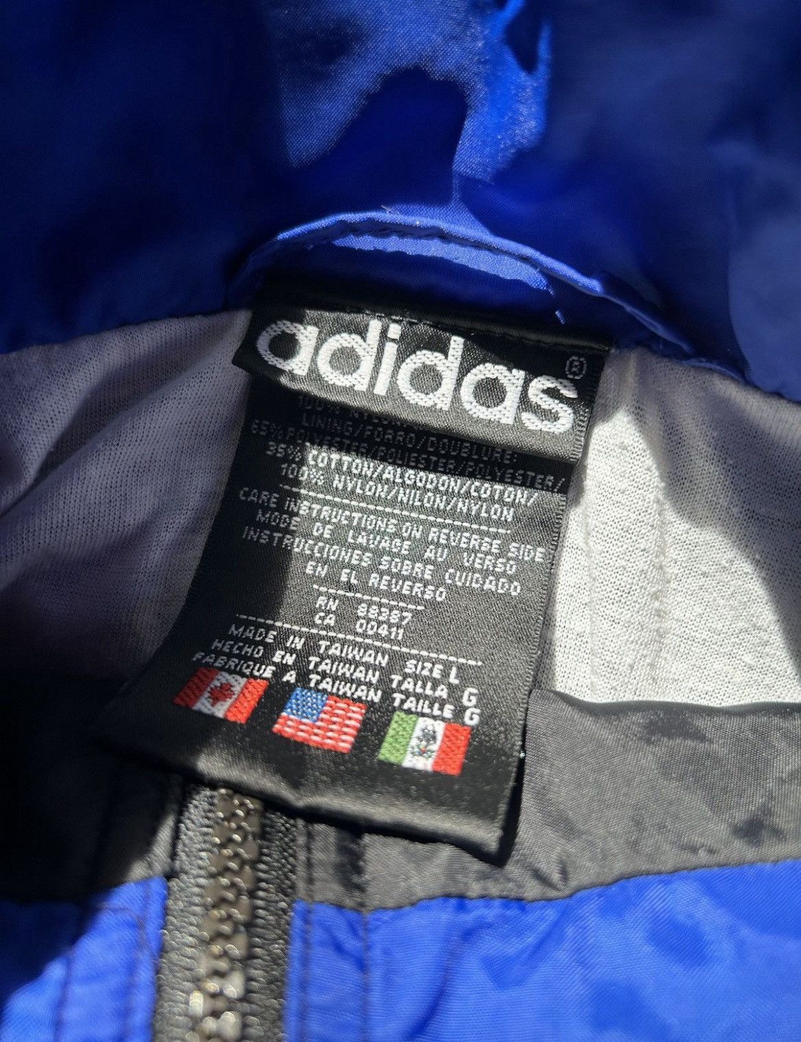 Adidas Vintage Adidas Windbreaker Light Jacket Size Large Preowned Size US L / EU 52-54 / 3 - 3 Thumbnail