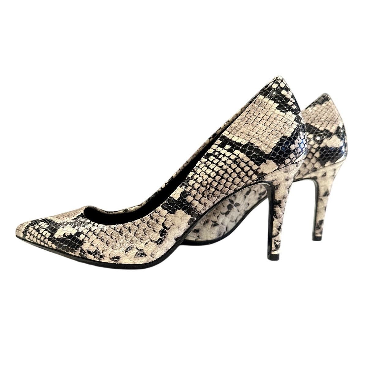 Calvin Klein Calvin Klein Gayla Snake Skin Stiletto Pumps 3 1/2" Heel 7 Size US 7 / IT 37 - 3 Thumbnail