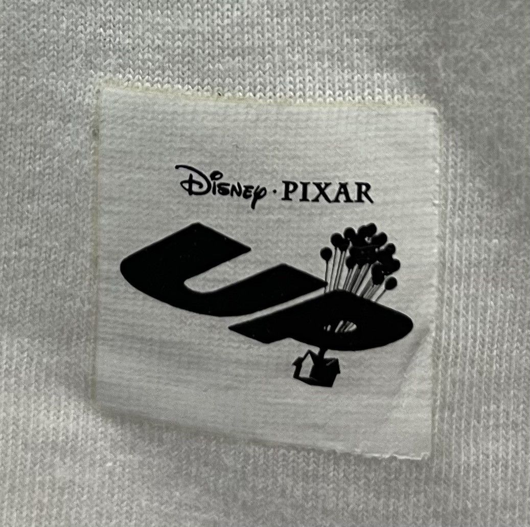 Disney × Uniqlo UNIQLO DISNEY PIXAR UP GRAPE SODA TEE SHIRT Size US L / EU 52-54 / 3 - 4 Thumbnail
