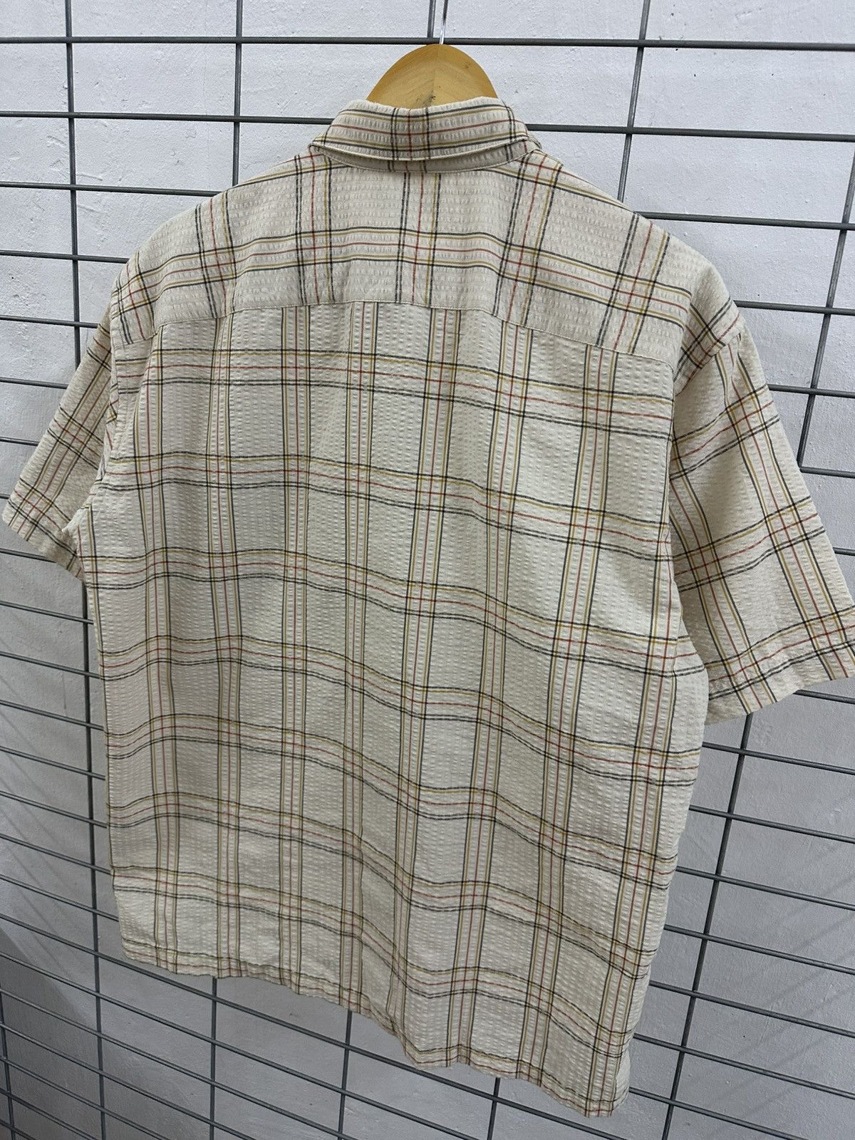 JW Anderson × Uniqlo Rare Beautiful JW Anderson Uniqlo Casual Check Beige Shirt Size US M / EU 48-50 / 2 - 8 Thumbnail